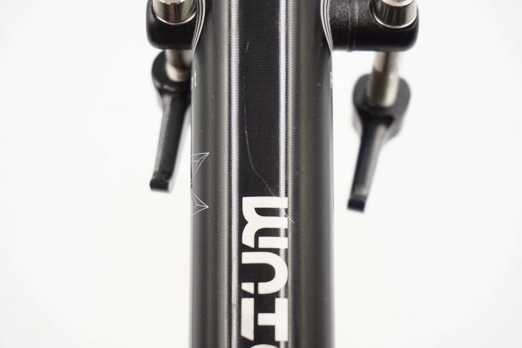 KCNC 「ケーシーエヌシー」 SCANDIUM TI PRO LITE-8000 Φ27.2 350mm シートポスト / 奈良店