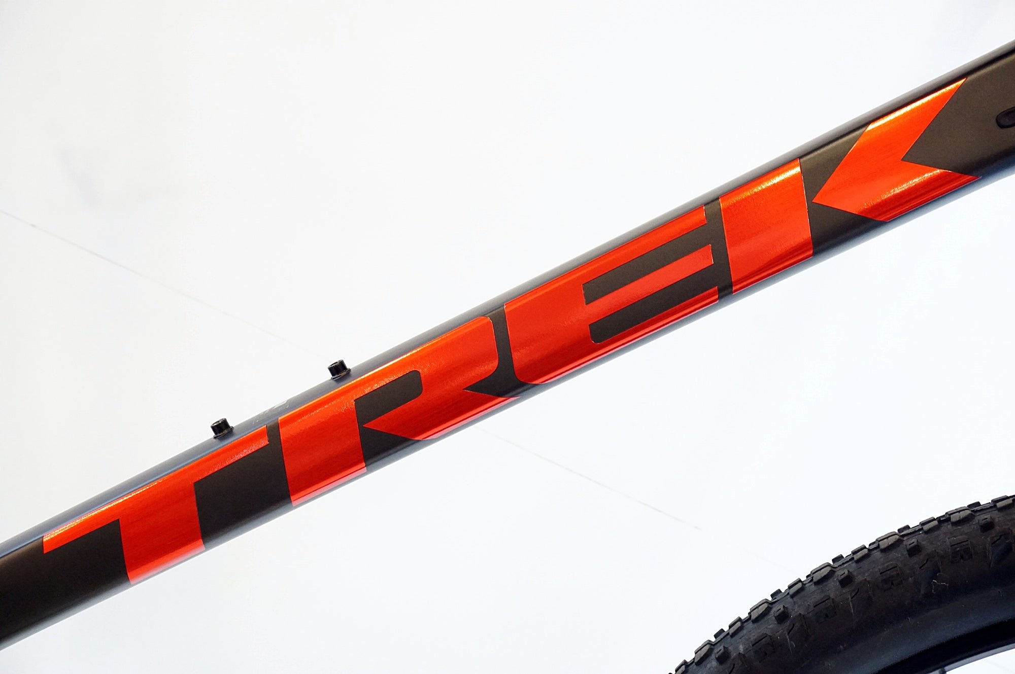 TREK 「トレック」 MARLIN 5 GEN 3 2024-2025年モデル マウンテン