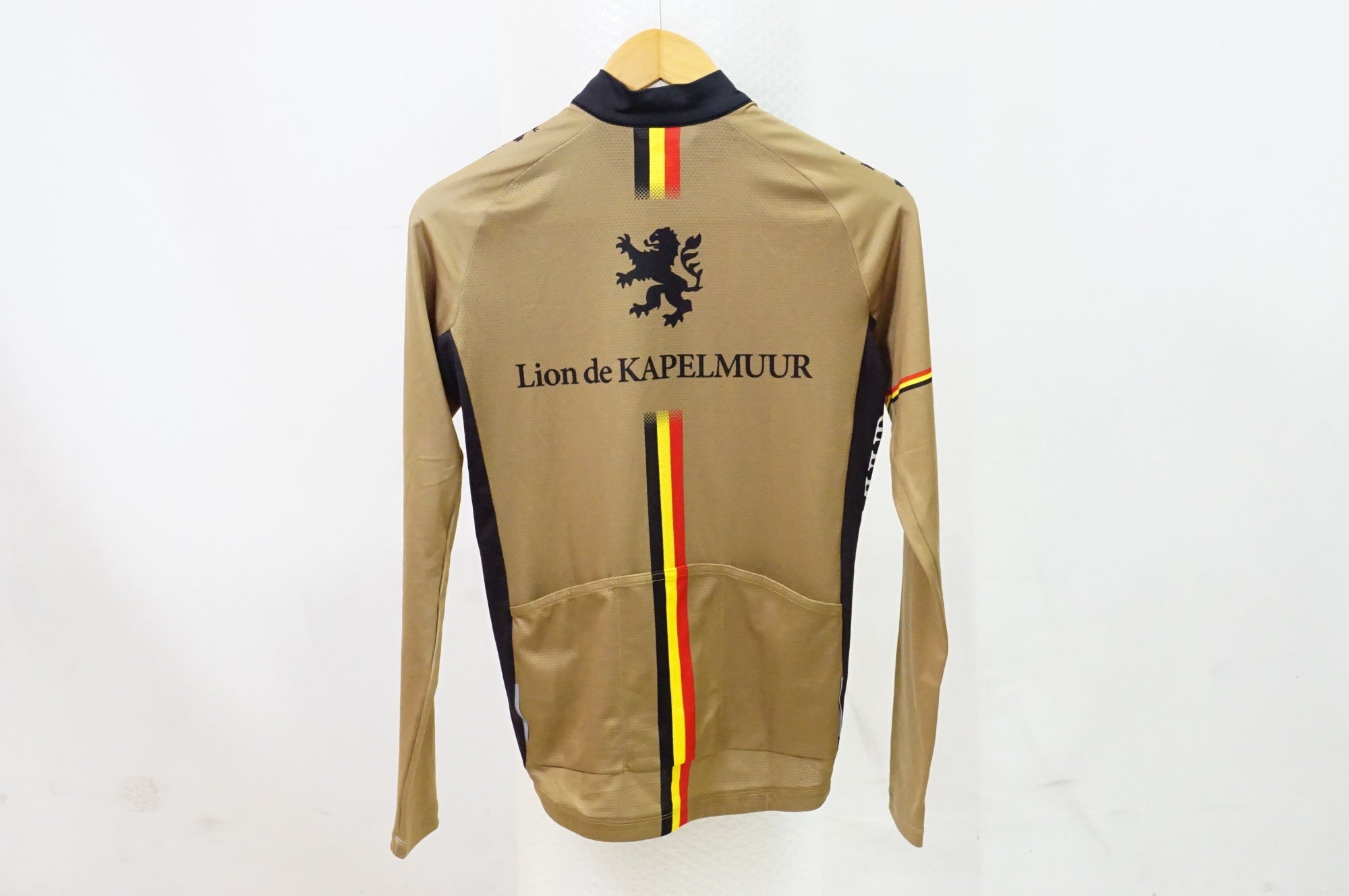 LION DE KAPELMUUR 「リオン ド カペルミュール」 Mサイズ サイクルジャージ / 熊谷本店