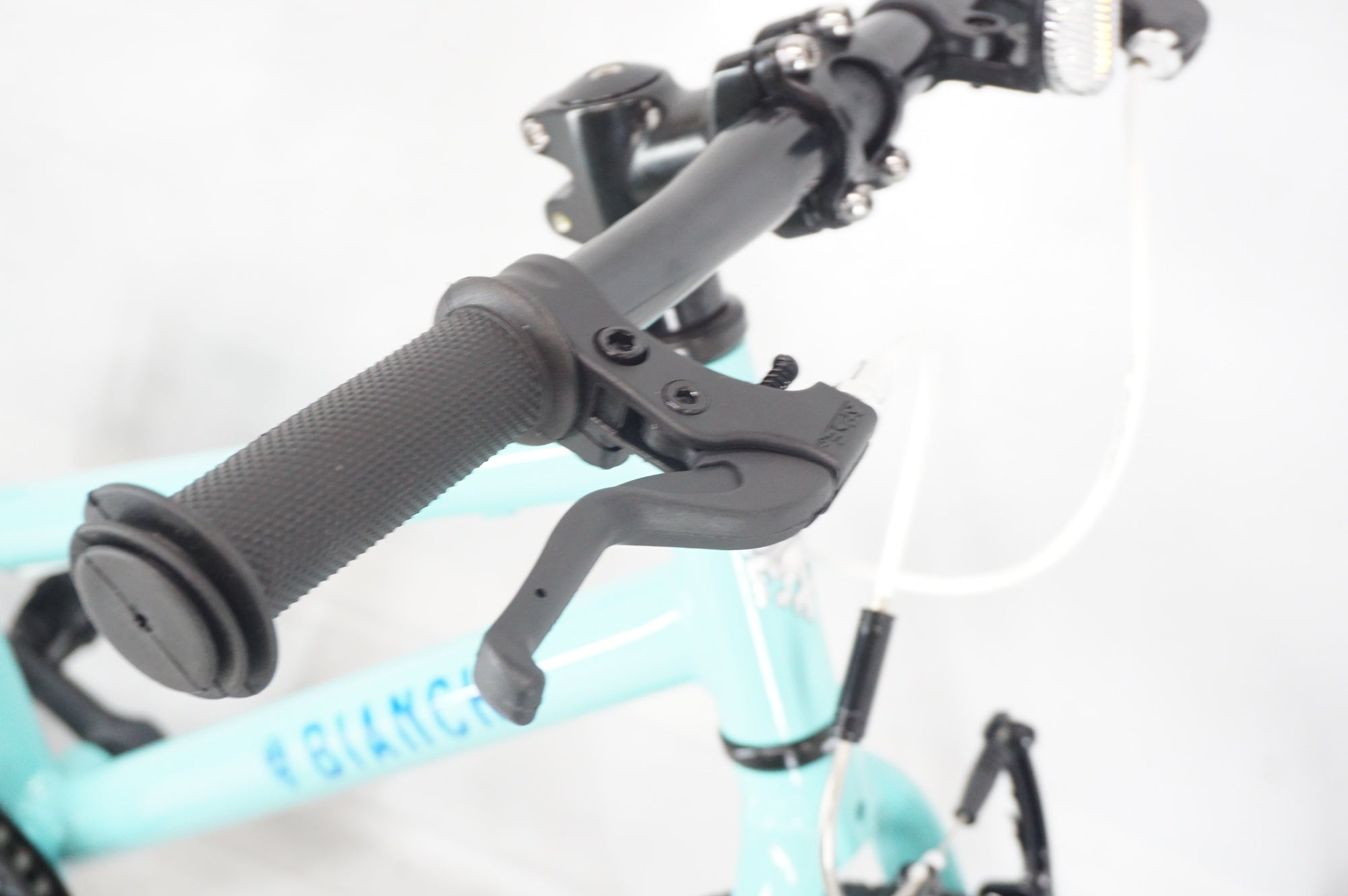 品質が完璧 BIANCHI 「ビアンキ」 PIRATA16 2022年モデル キッズバイク 自転車本体