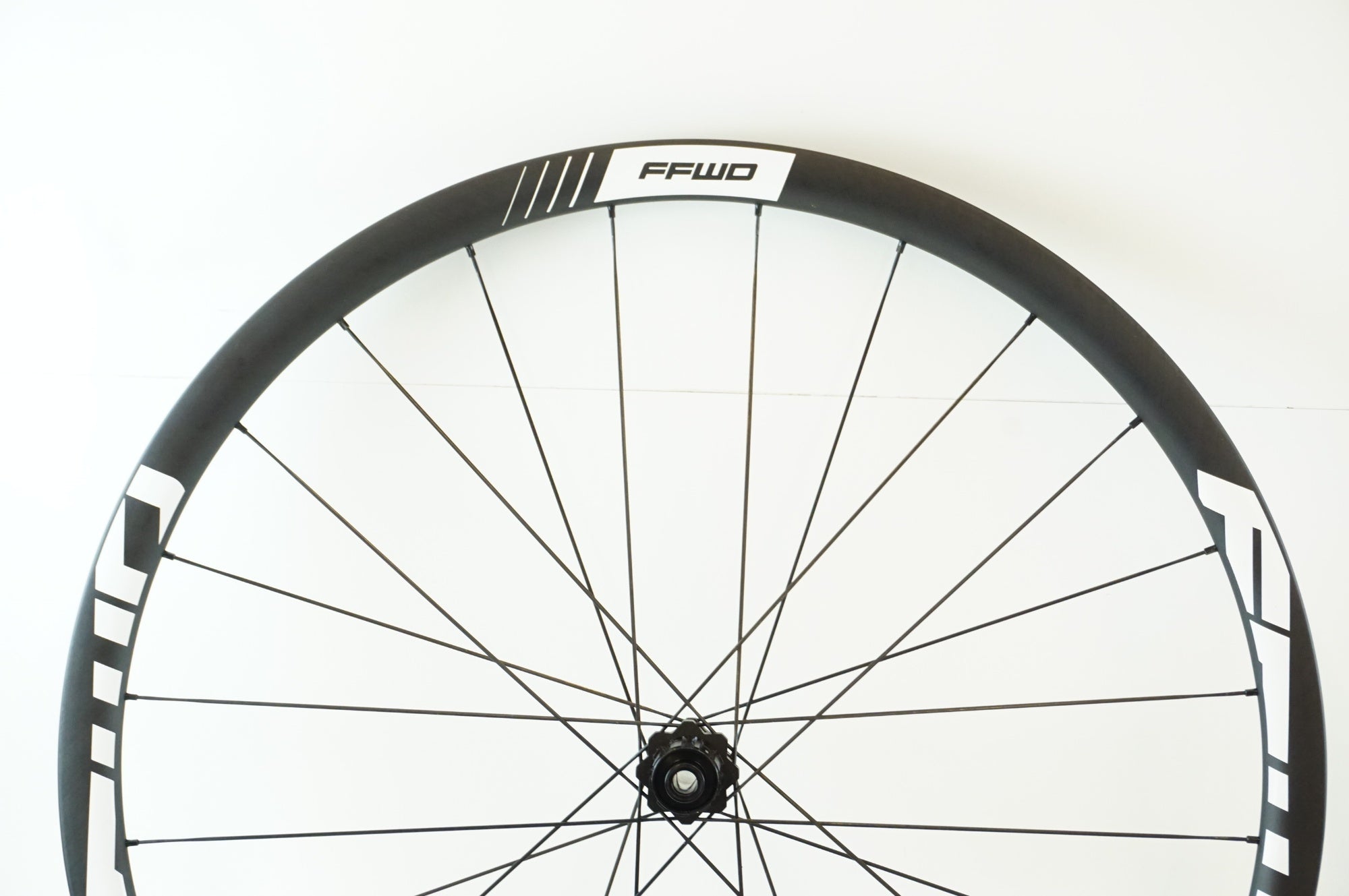 FFWD 「ファストフォワード」 F3 リム DT SWISS 240S ハブ シマノ11速