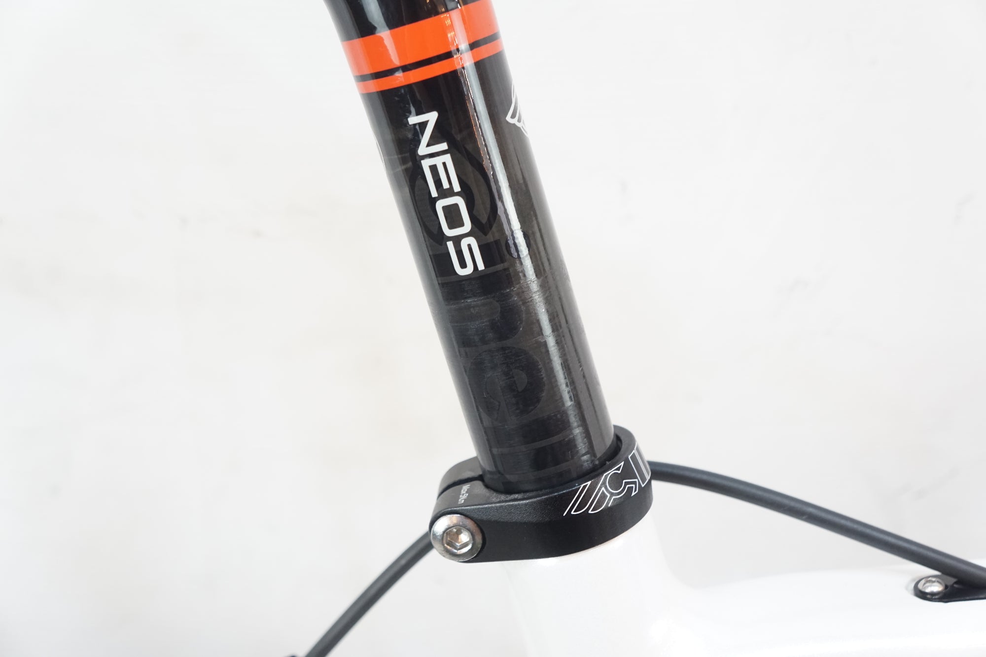 CINELLI 「チネリ」 VELTRIX 2018年モデル ロードバイク / バイチャリ浦和ベース