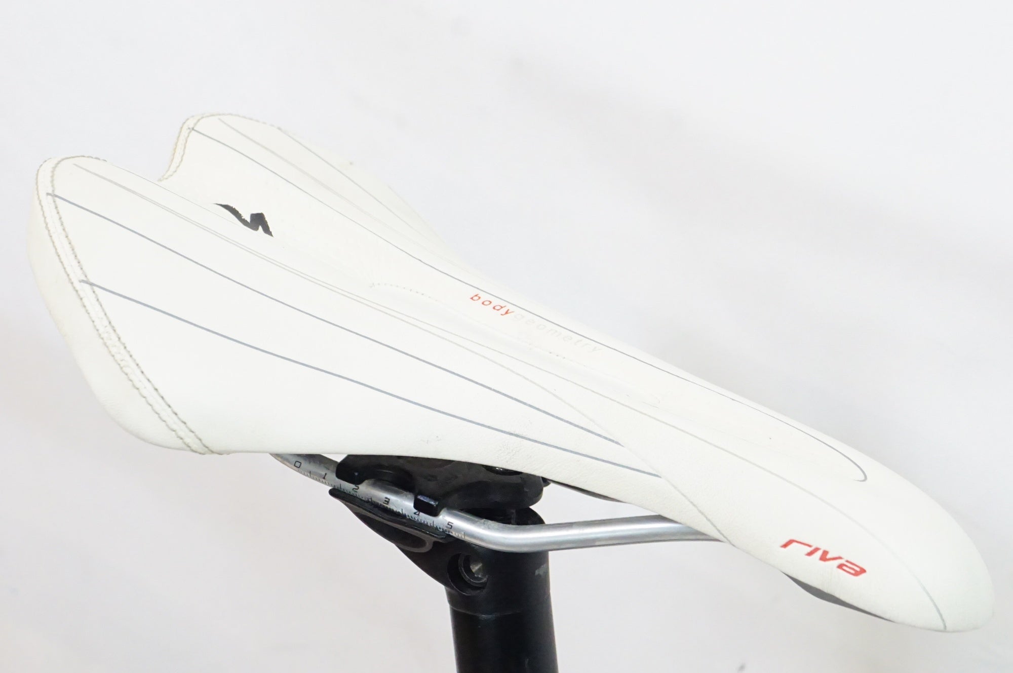 SPECIALIZED 「スペシャライズド」 DOLCE ELITE EQ 2015年モデル