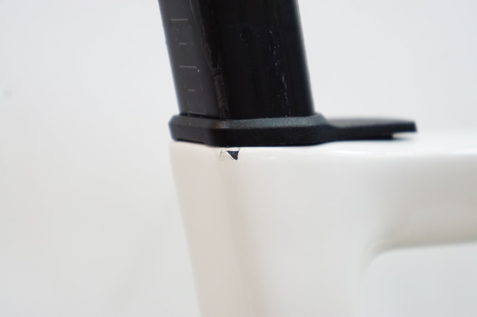 FOCUS 「フォーカス」 IZALCO MAX DISC 8 2020年モデル ロードバイク