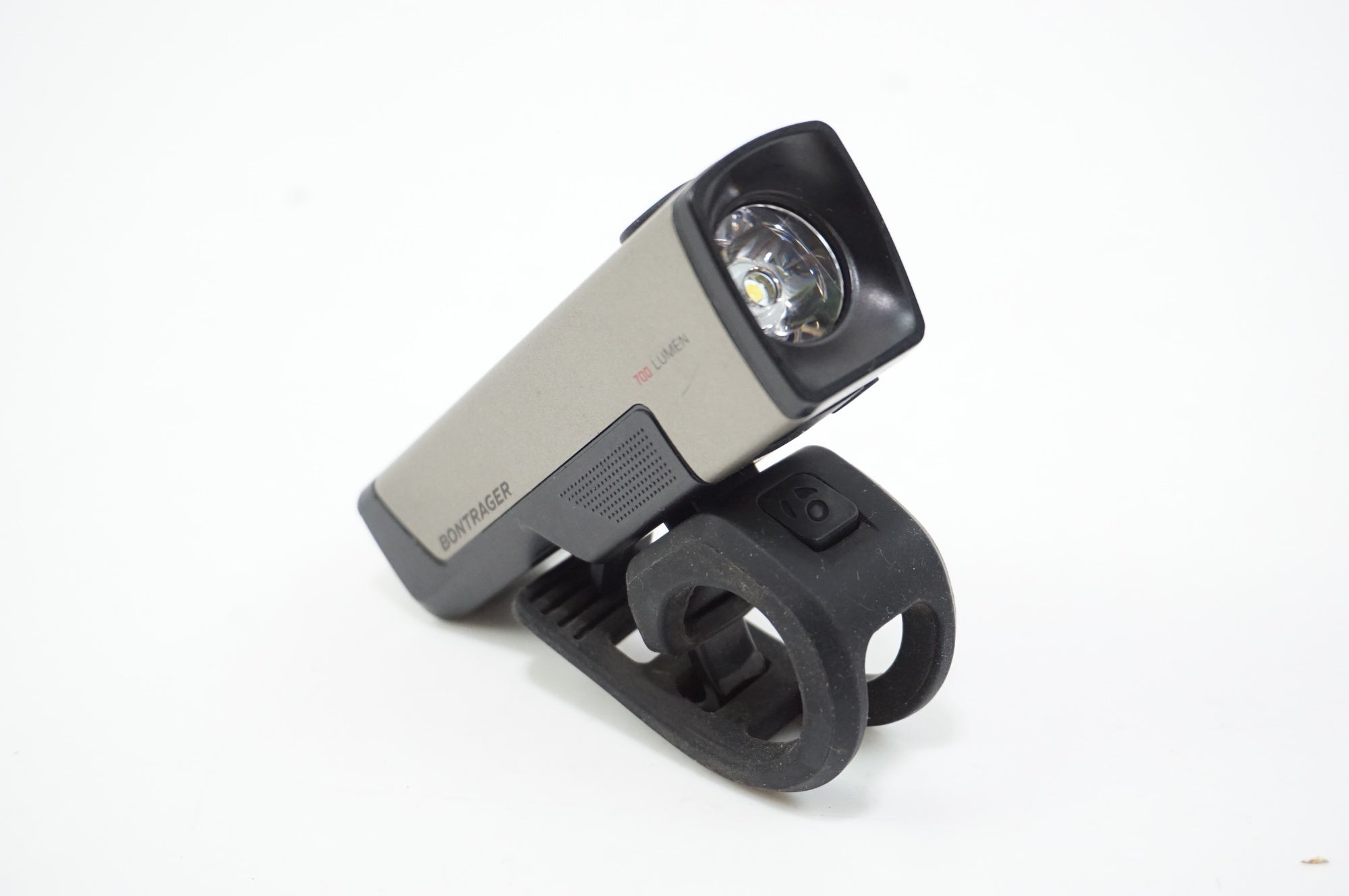 BONTRAGER 「ボントレガー」 ION COMP R 700LUMEN フロントライト / 中目黒店