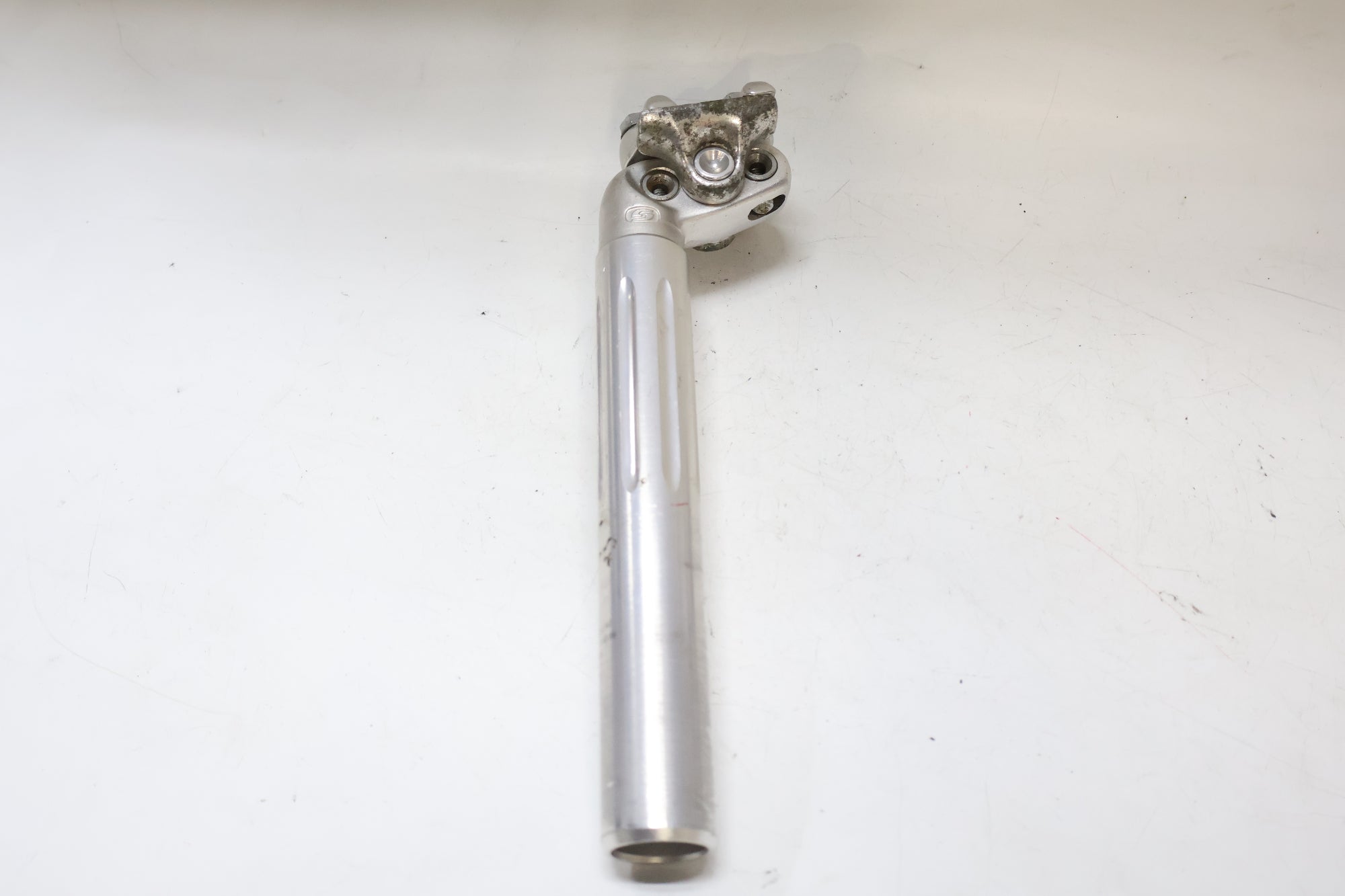 SUGINO 「スギノ」 MIGHTY NJS 200mm φ27.2 シートポスト / 高知店