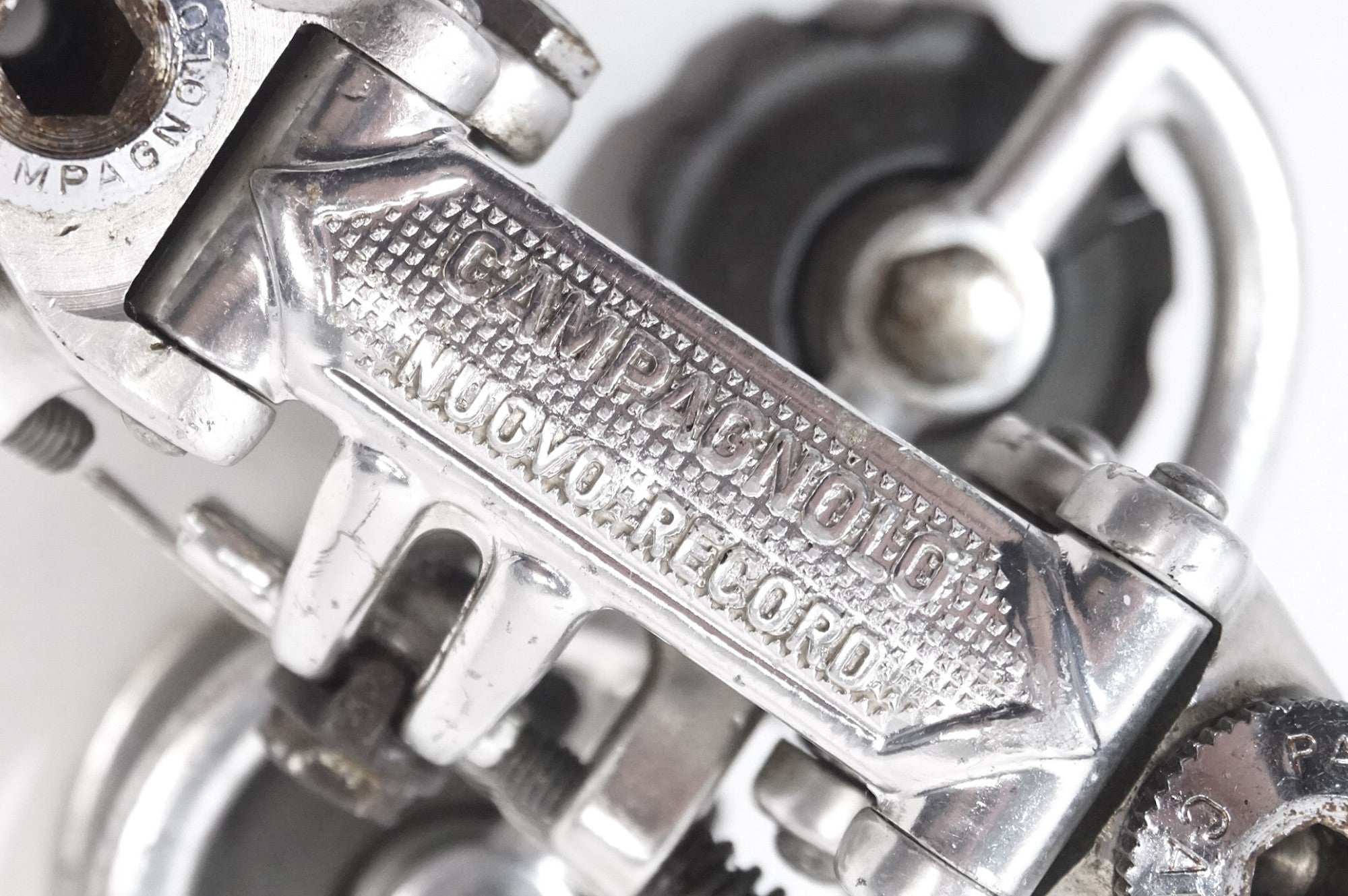 CAMPAGNOLO 「カンパニョーロ」 NUOVO RECORD V3 リア