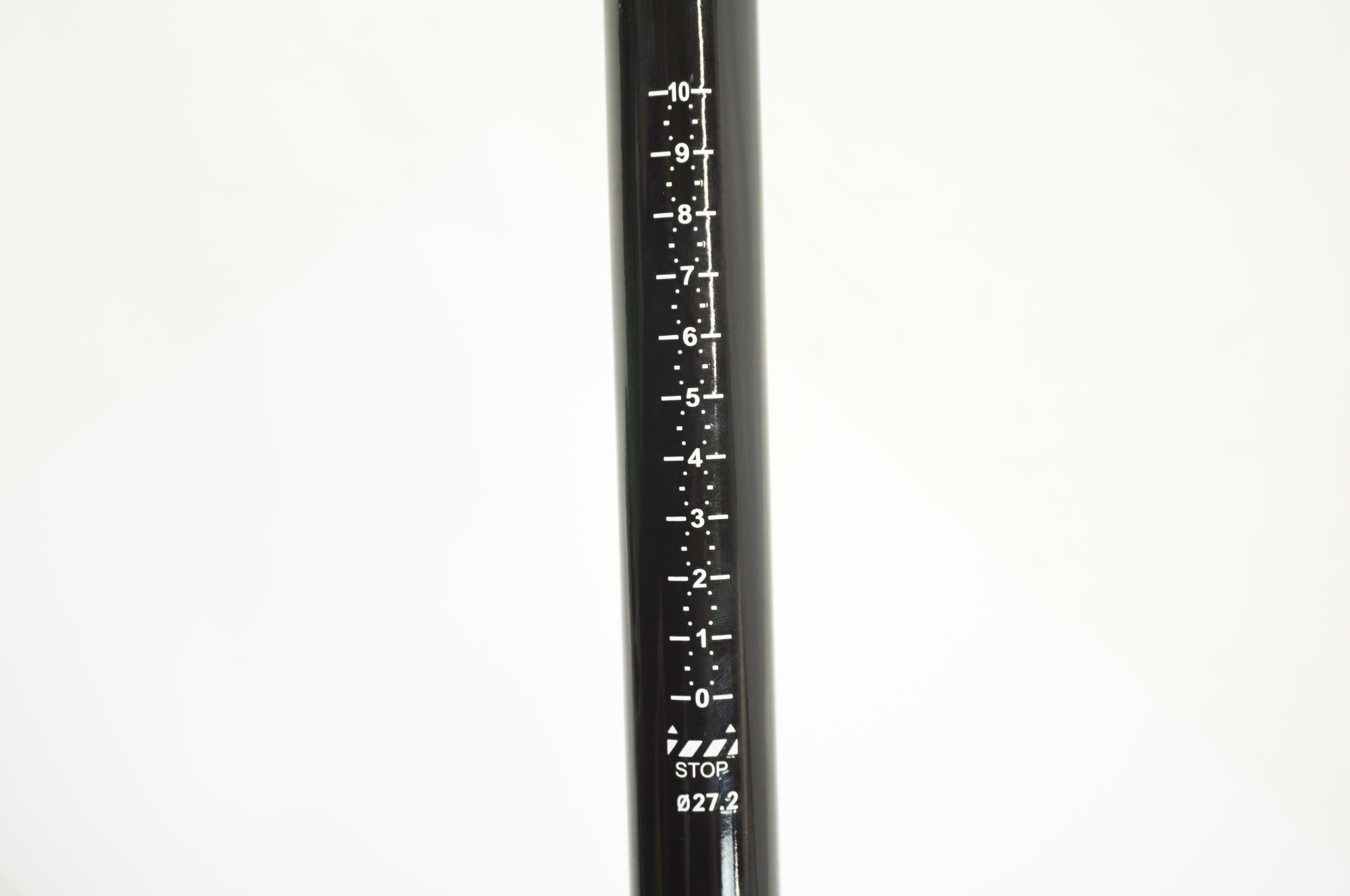 ノーブランド エアロカーボン φ27.2mm 約410mm シートポスト / 宇都宮店