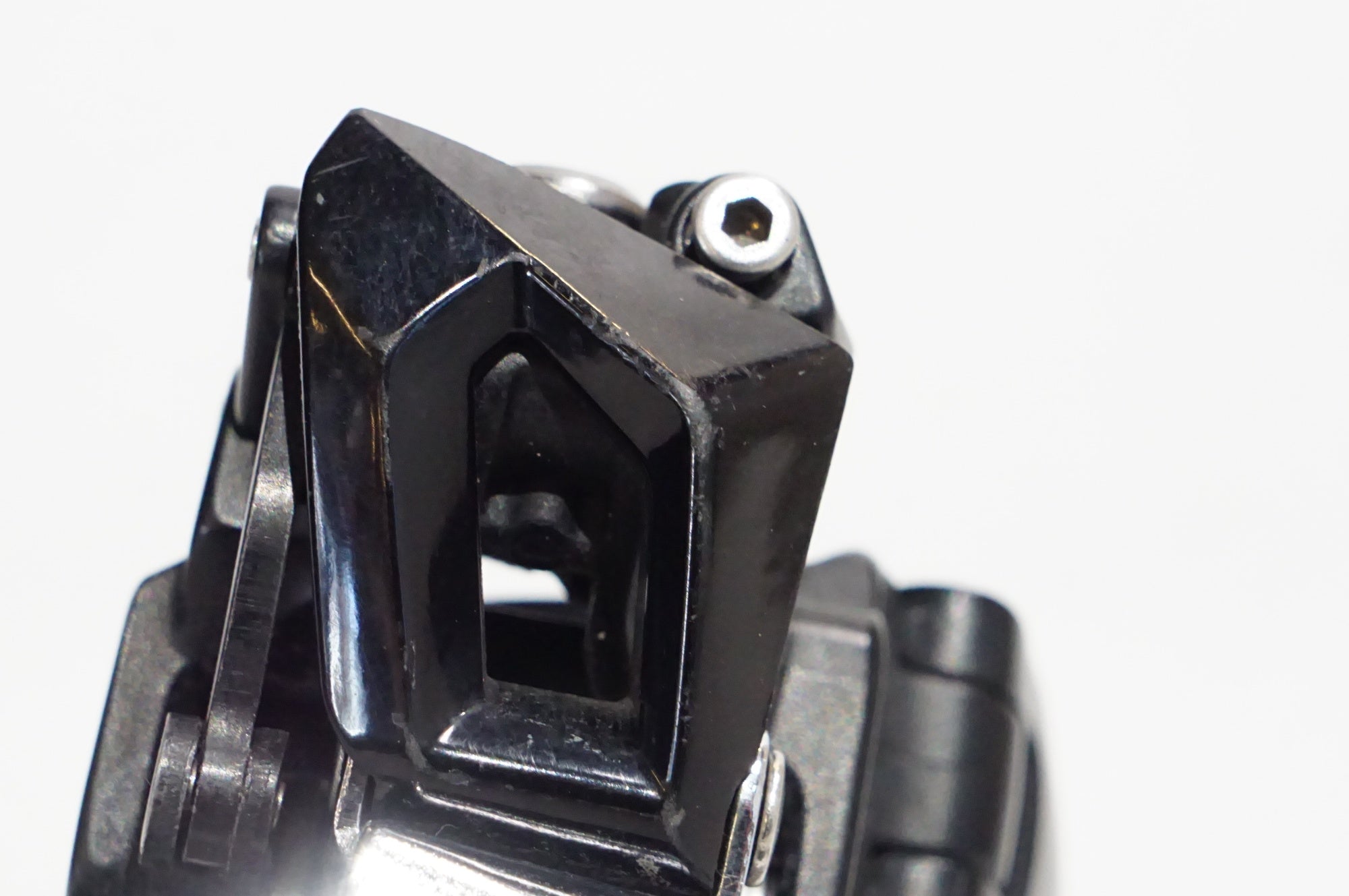 SHIMANO 「シマノ」 105 FD-R7000 フロントディレイラー / 熊谷本店