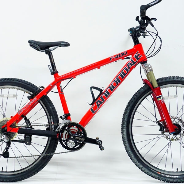 今話題のアイテムを ジャンク CANNONDALE 年式不明 F400 「キャノンデール」 自転車本体