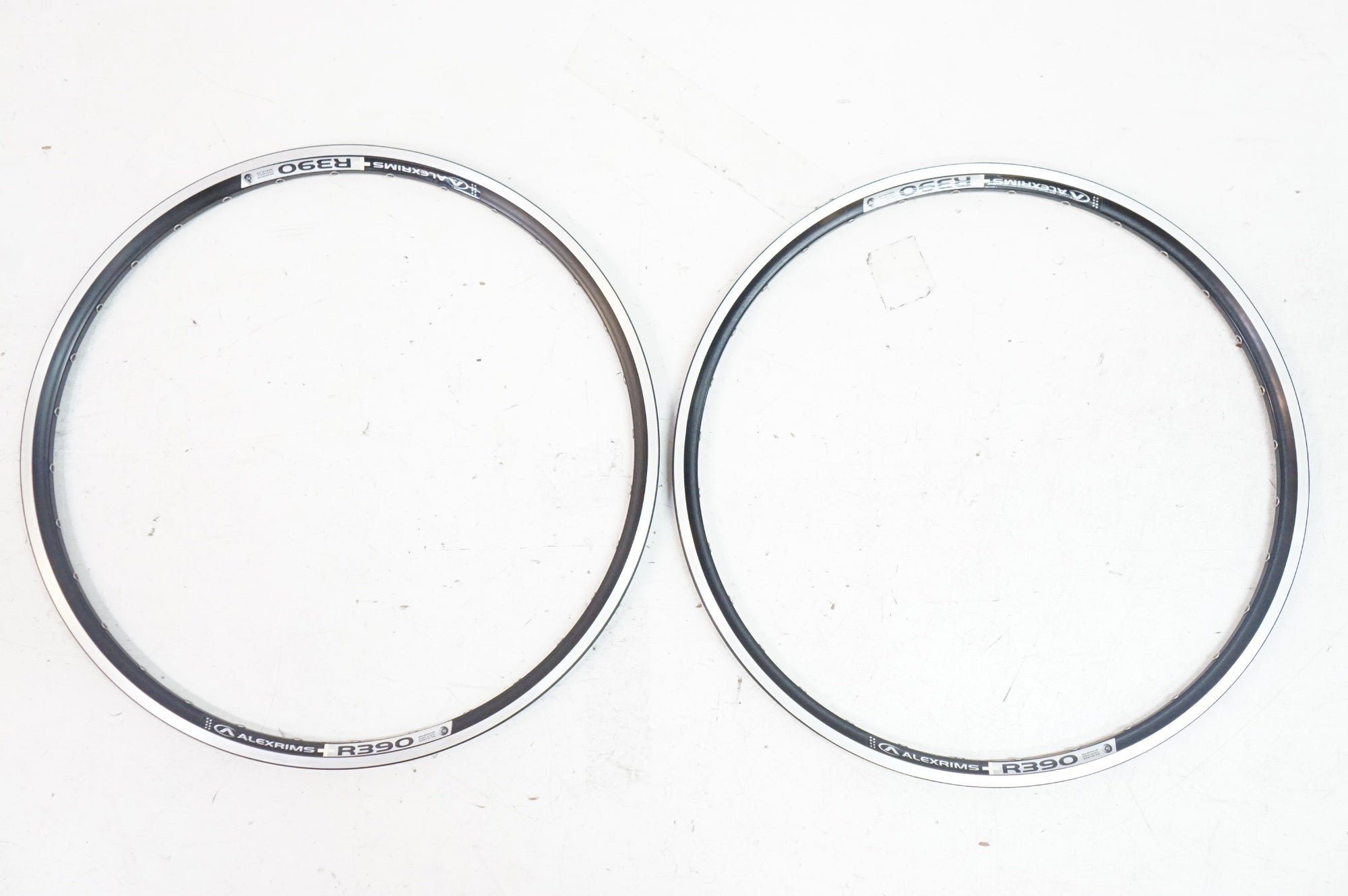 ALEXRIMS 「アレックスリム」 R390 32H 20インチ(451) リムセット / 熊谷本店