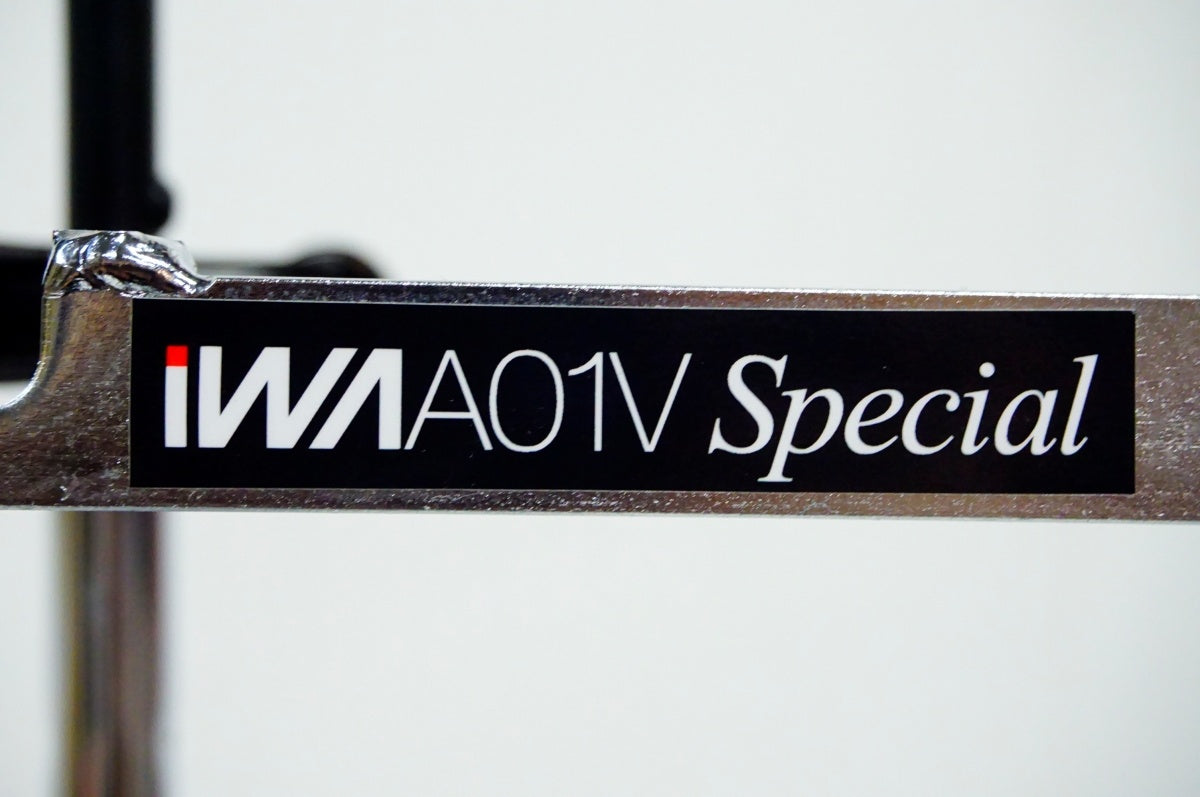 IWA 「イワ」 A01V SPECIAL スタンド/ 名古屋大須店