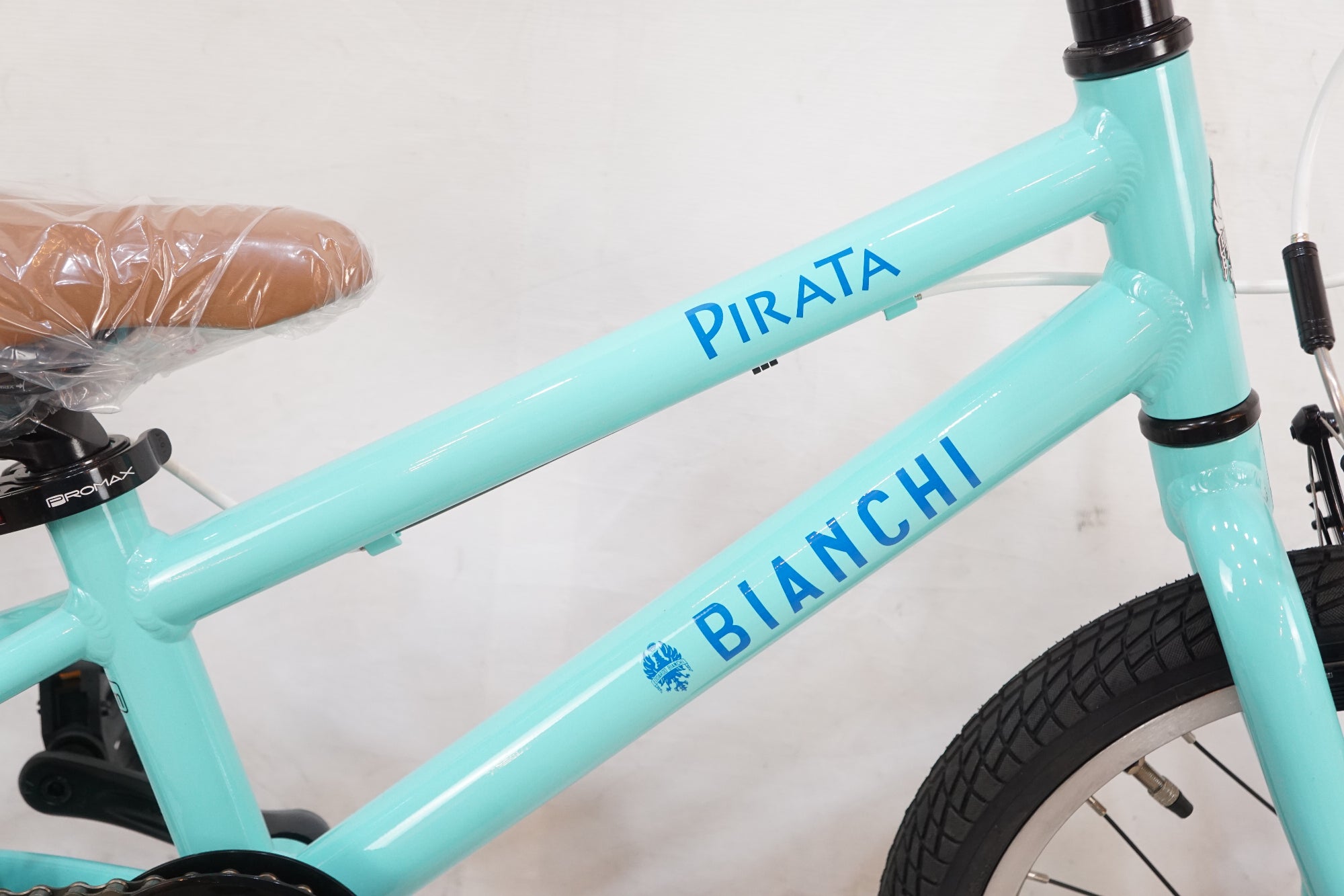 BIANCHI 「ビアンキ」 PIRATA16 2022年モデル 16インチ キッズバイク / バイチャリ浦和ベース