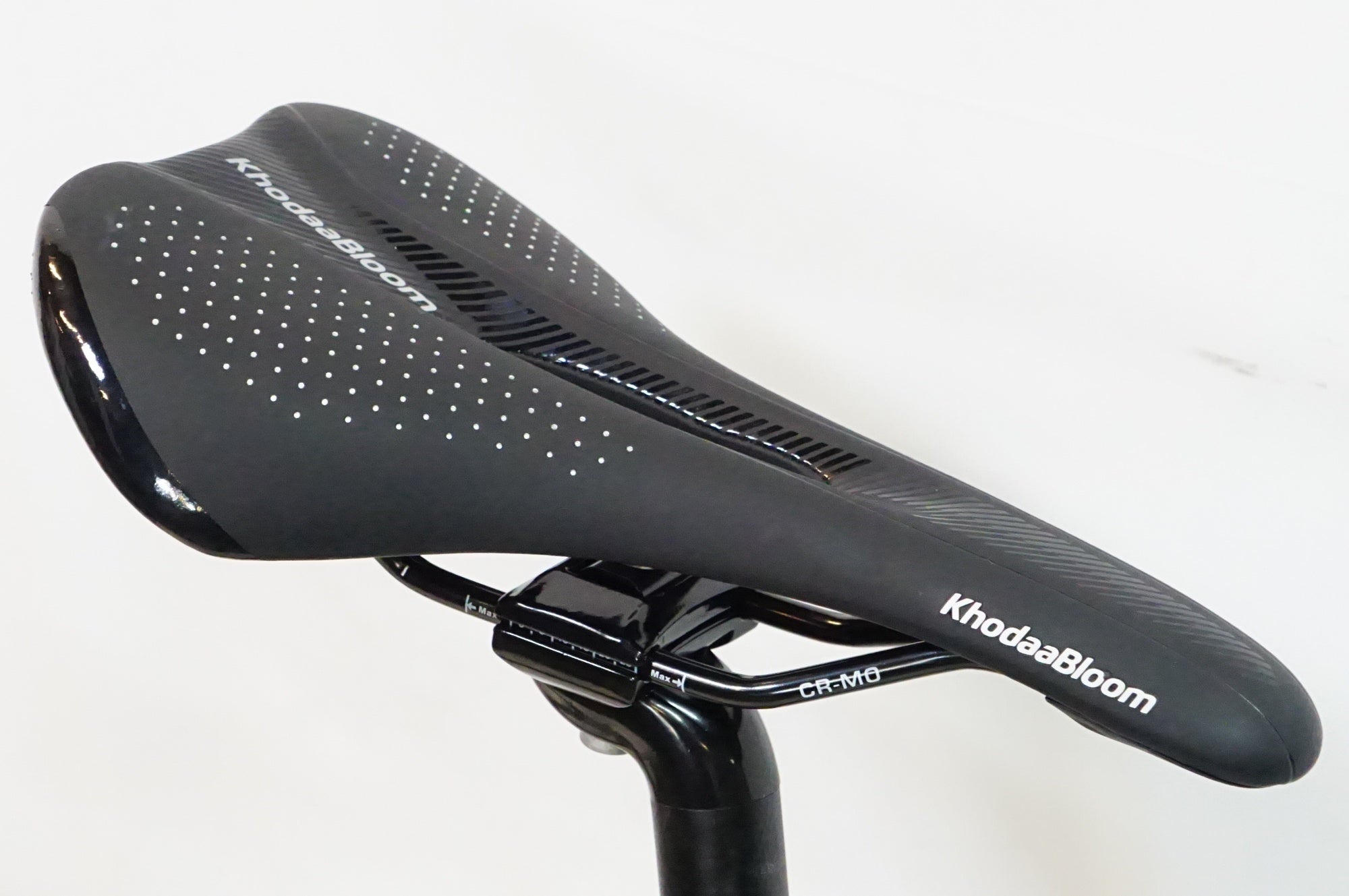 KHODAABLOOM 「コーダブルーム」 FARNA TIAGRA 2024年モデル ロード