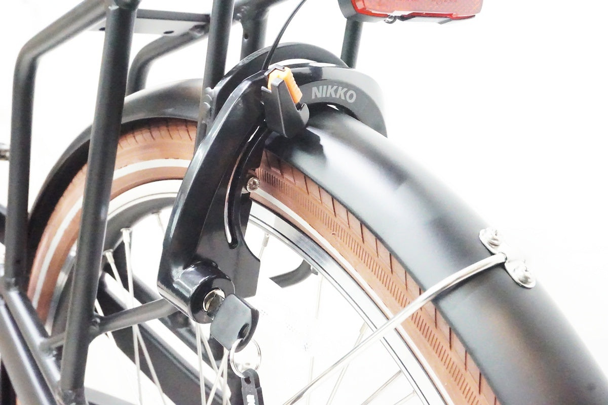 BESV「ベスビー」 CF1 LENA YTFRXV 2026年 電動アシスト自転車/ 京都西院店