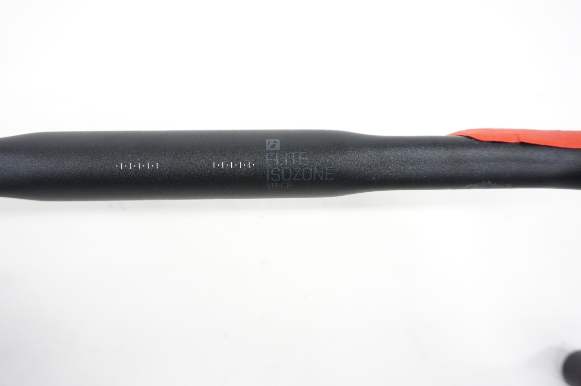 BONTRAGER 「ボントレガー」 ELITE ISOZONE VR-CF Φ31.8 420mm ハンドル / 阪急塚口店