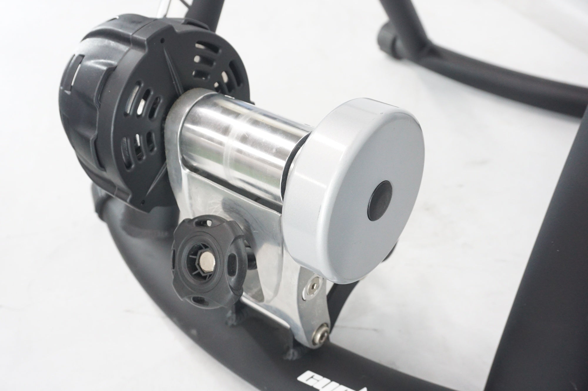 GIANT 「ジャイアント」 CYCLOTRON AUTO サイクルトレーナー / 阪急塚口店