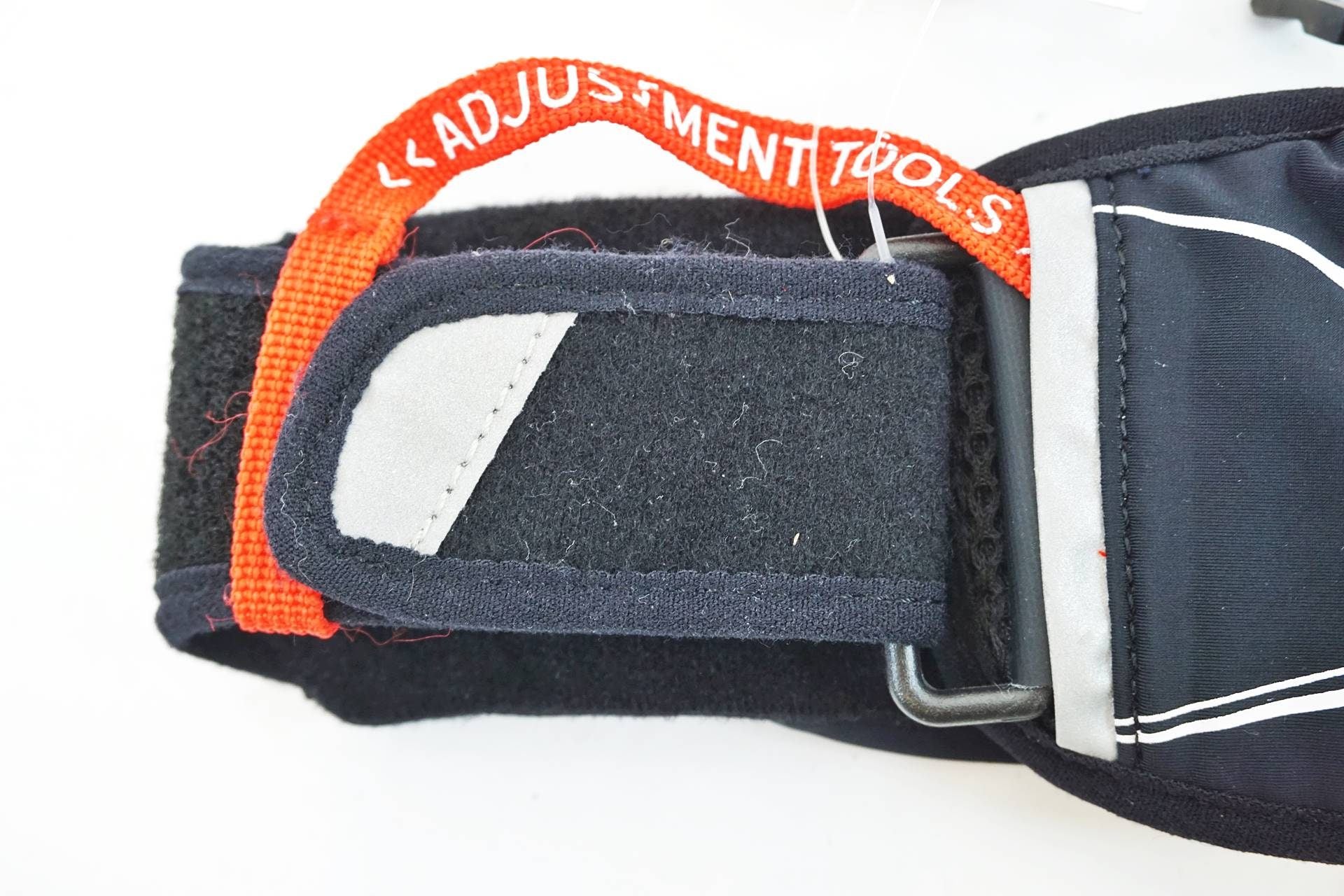 SALOMON 「サロモン」 AGILE 250 ポーチ / 有明ガーデン店