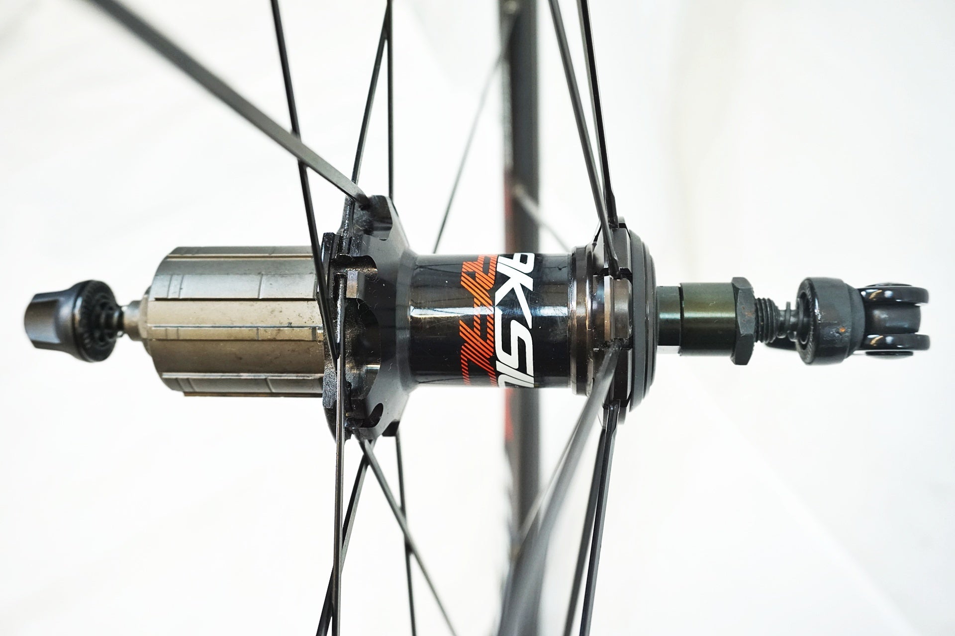 MAVIC 「マヴィック」 AKSIUM RACE C15 シマノ11S ホイールセット / 有明ガーデン店