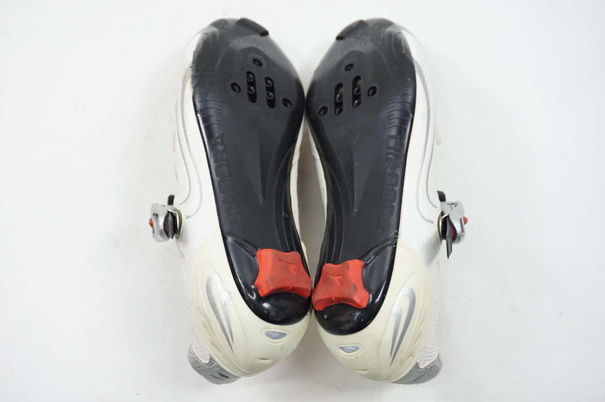 DIADORA 「ディアドラ」 40サイズ シューズ  / 川越店