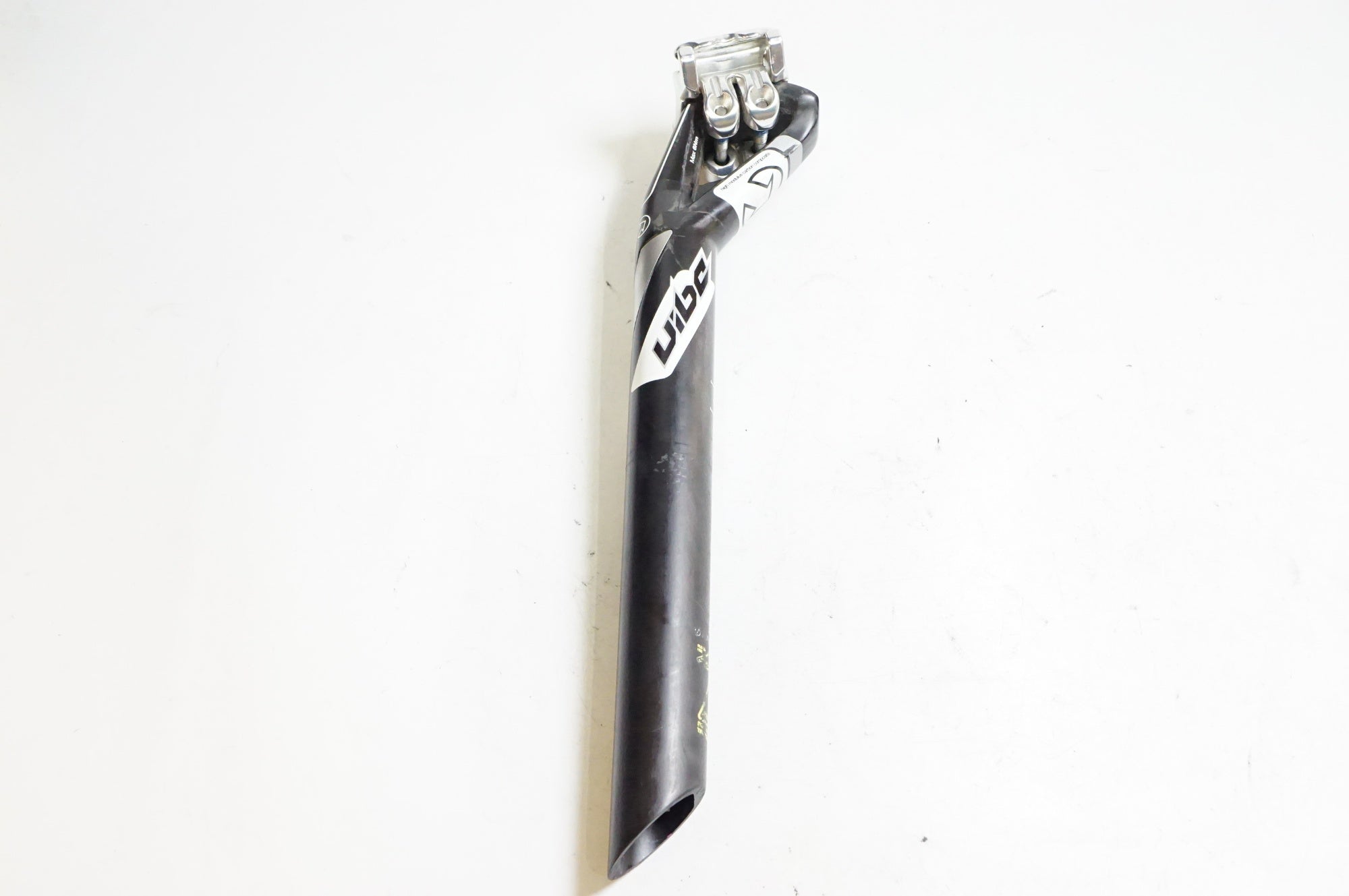 SHIMANO シマノ PRO VIBE CARBON SEATPOST SHIMANO 「シマノ」 PRO VIBE CARBON φ27.2 280mm シートポスト