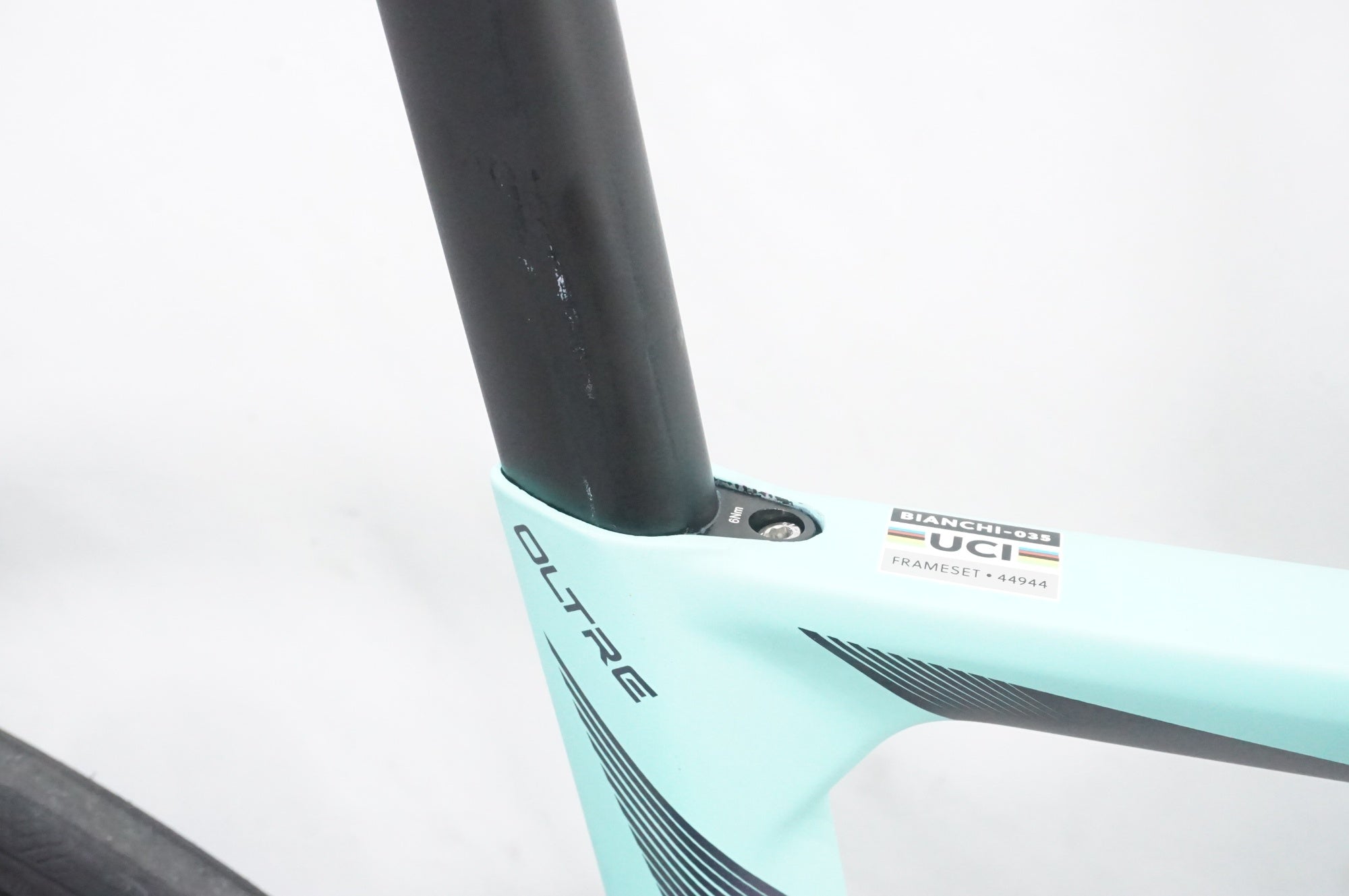 BIANCHI 「ビアンキ」 OLTRE RACE 2024年モデル ロードバイク / AKIBA店