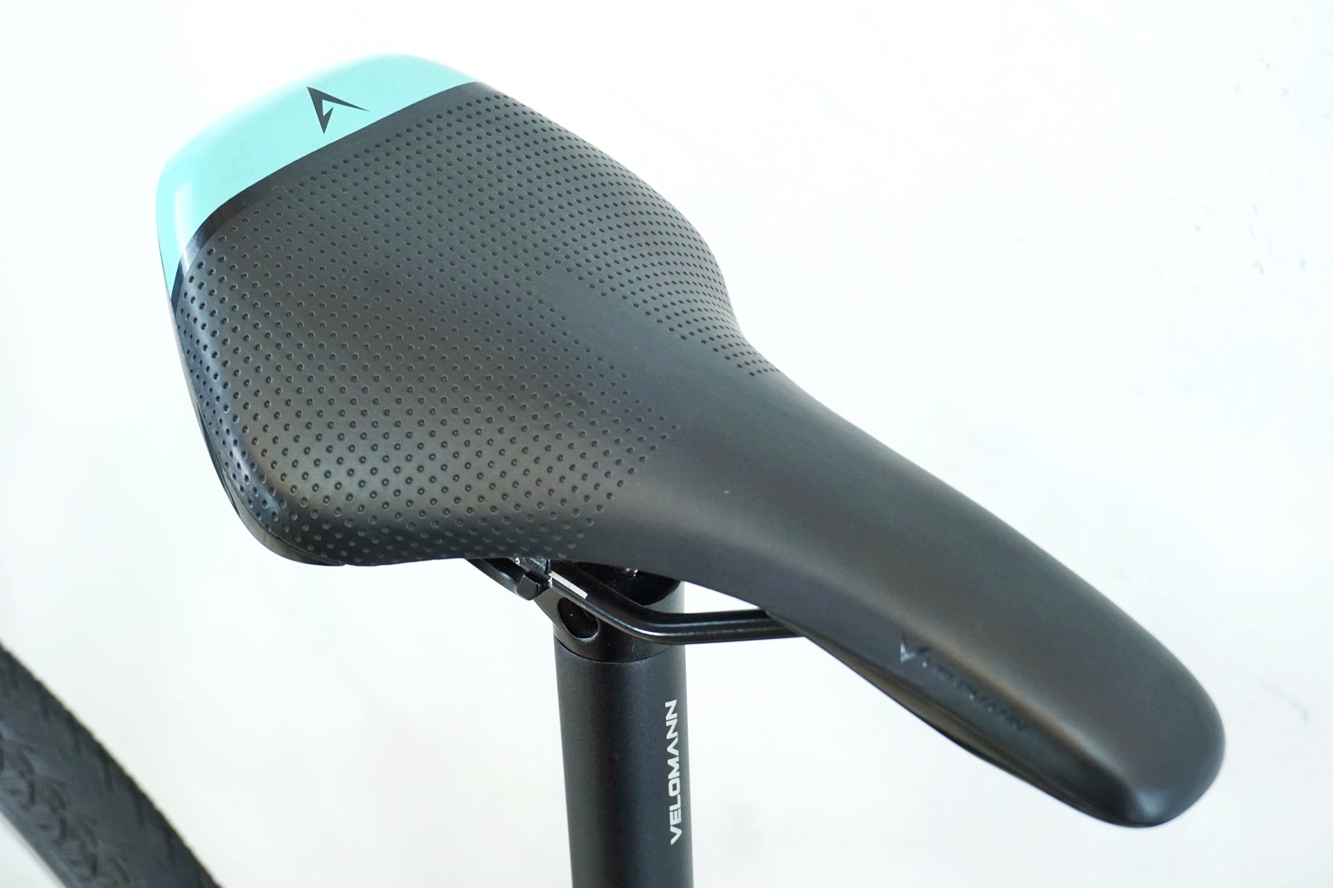 BIANCHI 「ビアンキ」 C-SPORT1 2025年モデル クロスバイク / 有明ガーデン店