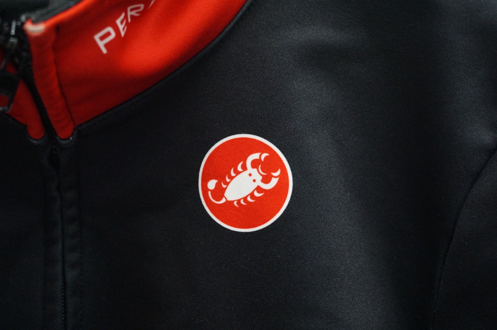 CASTELLI 「カステリ」 3T Mサイズ メンズ ジャケット / 福岡店