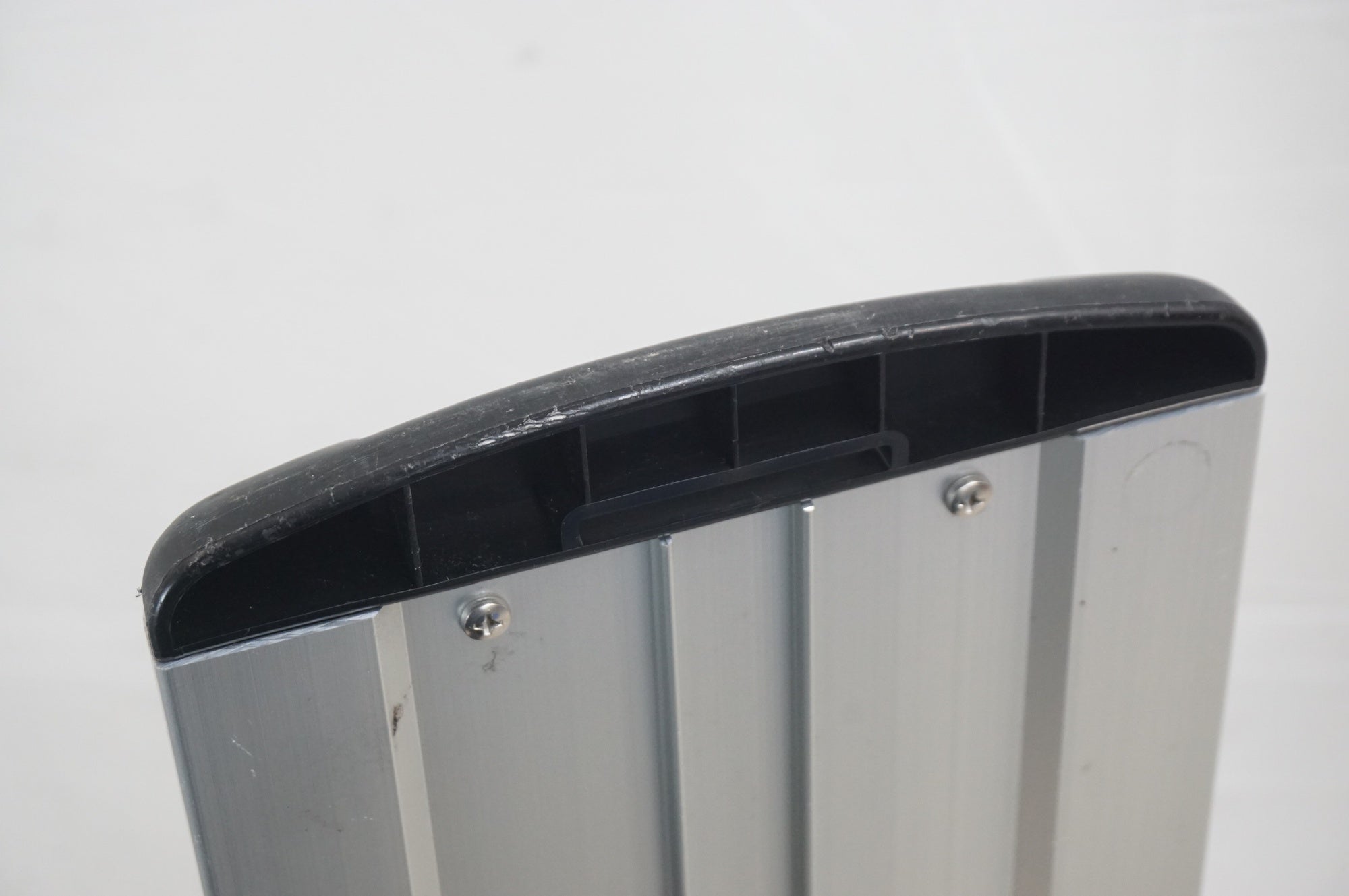 TERZO 「テルッツォ」 EC23M サイクルスタンド / 福岡店