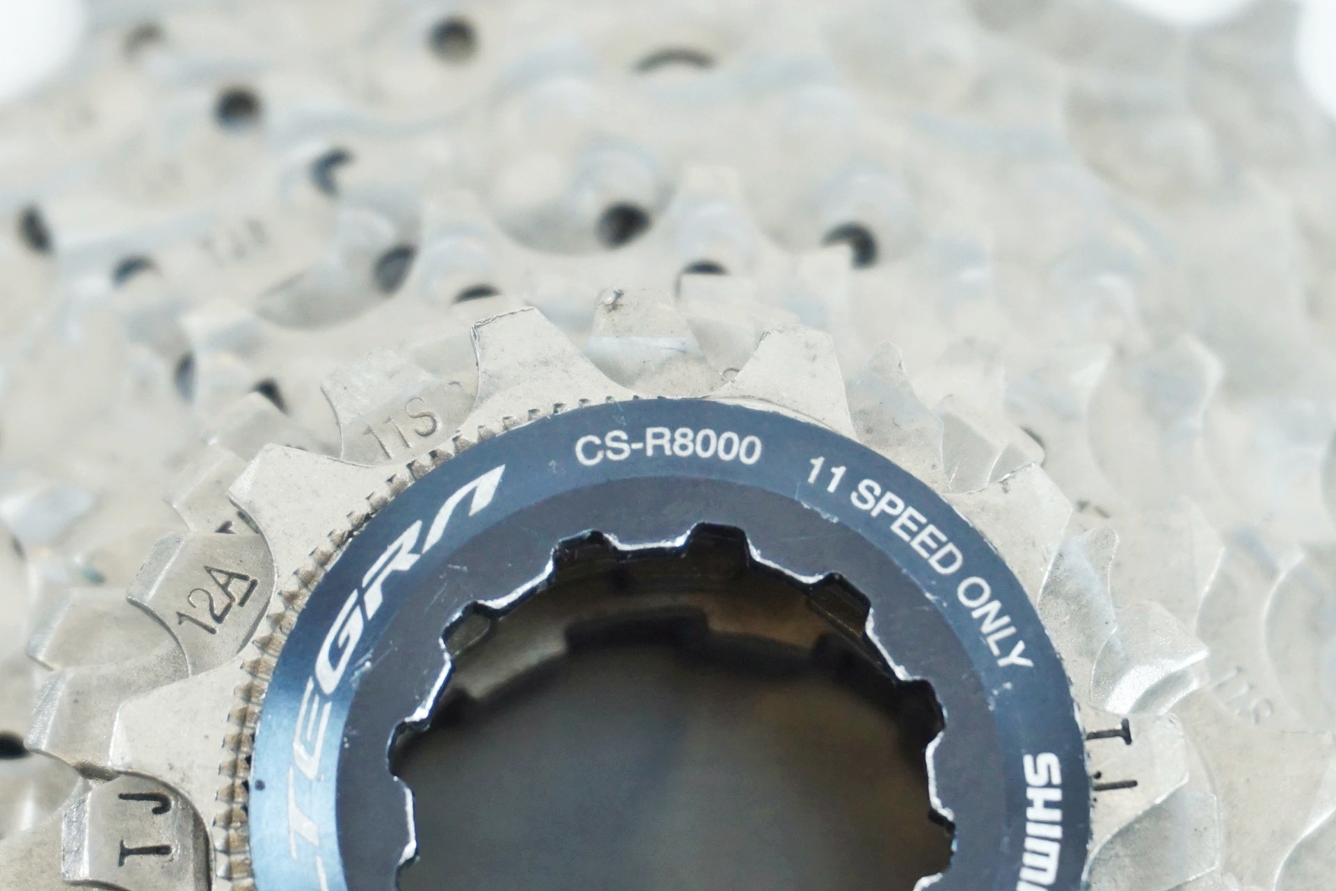 SHIMANO 「シマノ」 ULTEGRA CS-R8000 11-30T スプロケット / 有明