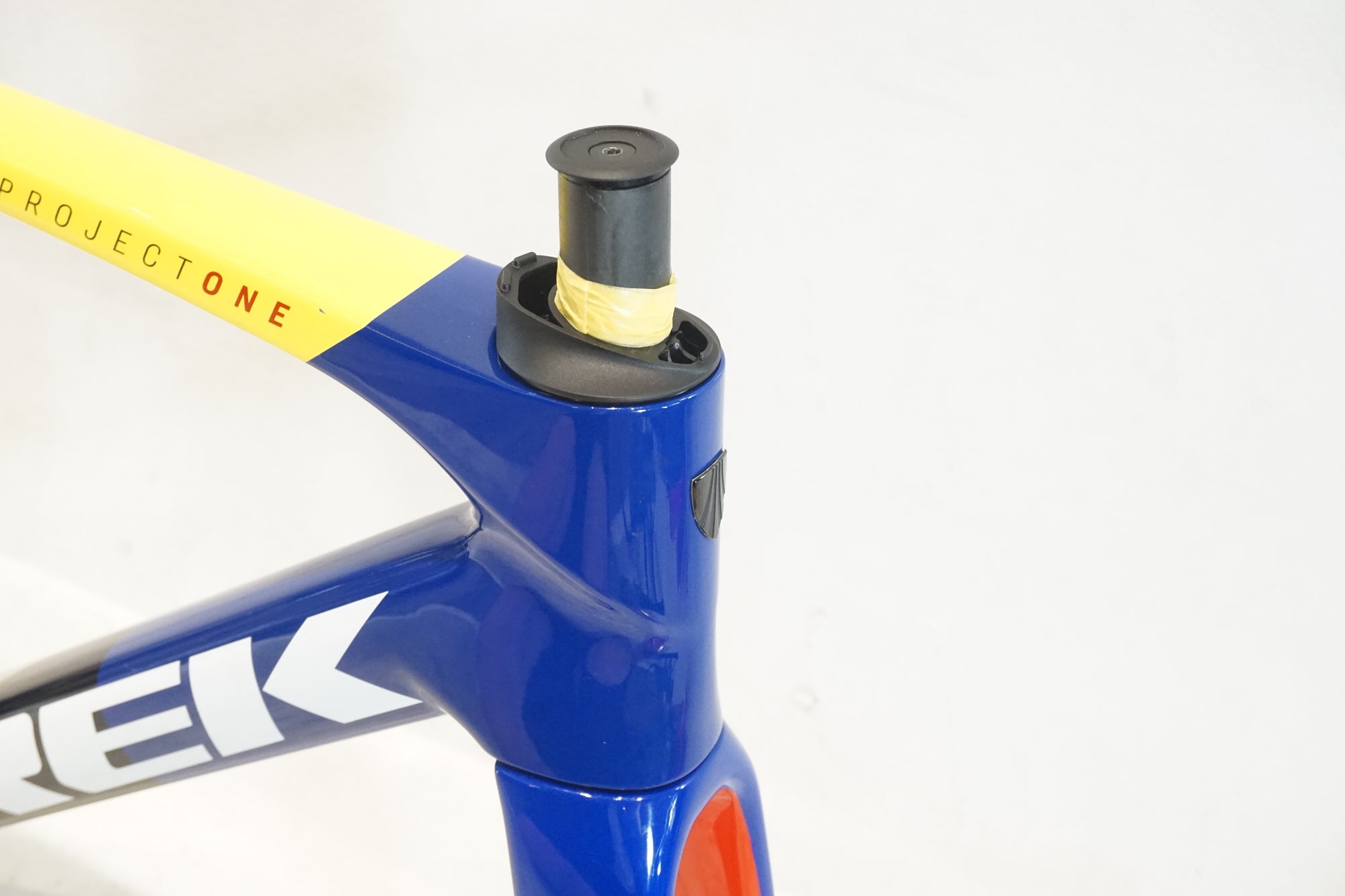 TREK 「トレック」 MADONE SLR GEN8 2025年モデル フレームセット