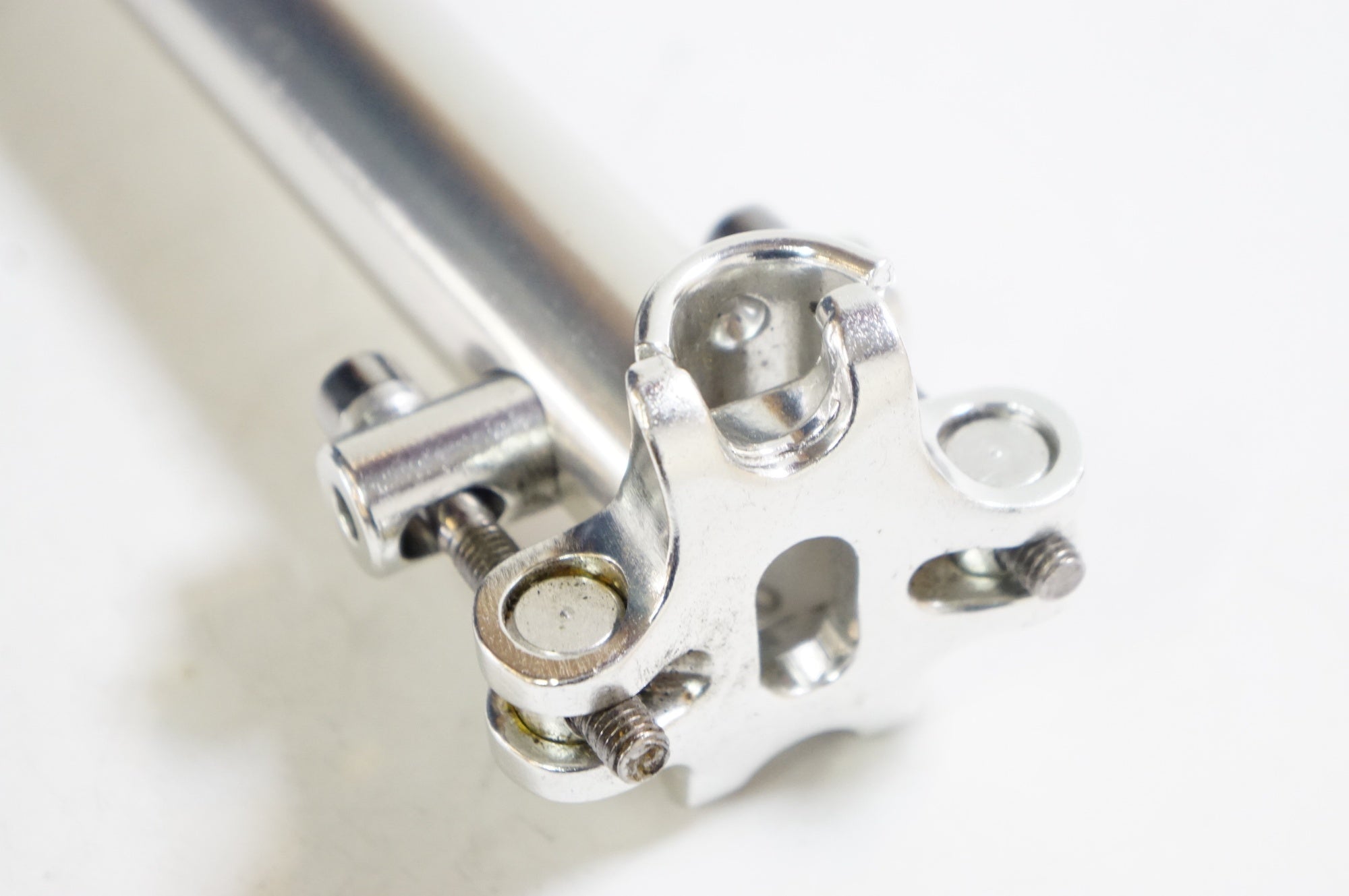 KALLOY 「カロイ」 2本締め φ26.4 350mm シートポスト / 熊谷本店