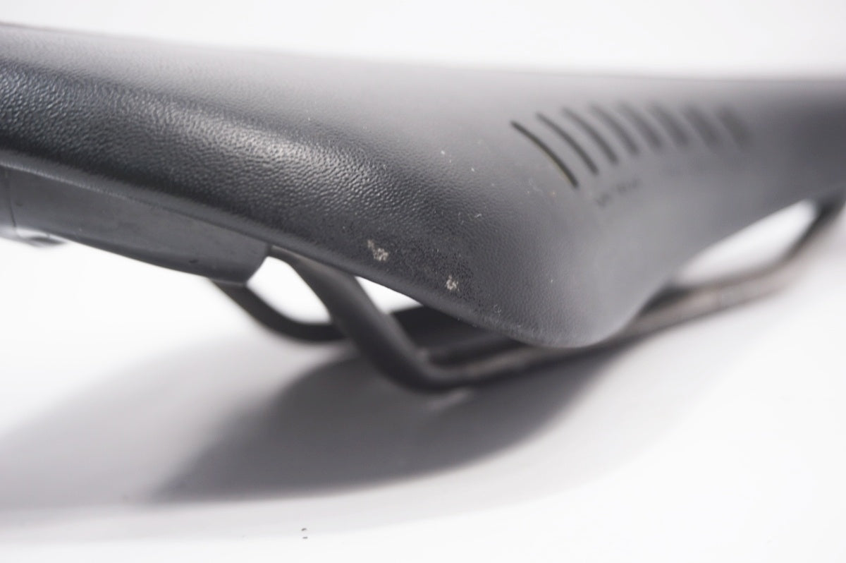 FIZIK 「フィジーク」 ARIONE サドル / バイチャリ世田谷店