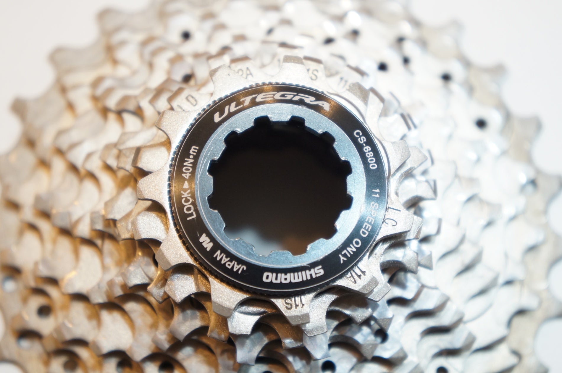 SHIMANO 「シマノ」 ULTEGRA CS-6800 11-28T スプロケット / バイチャリ浦和ベース