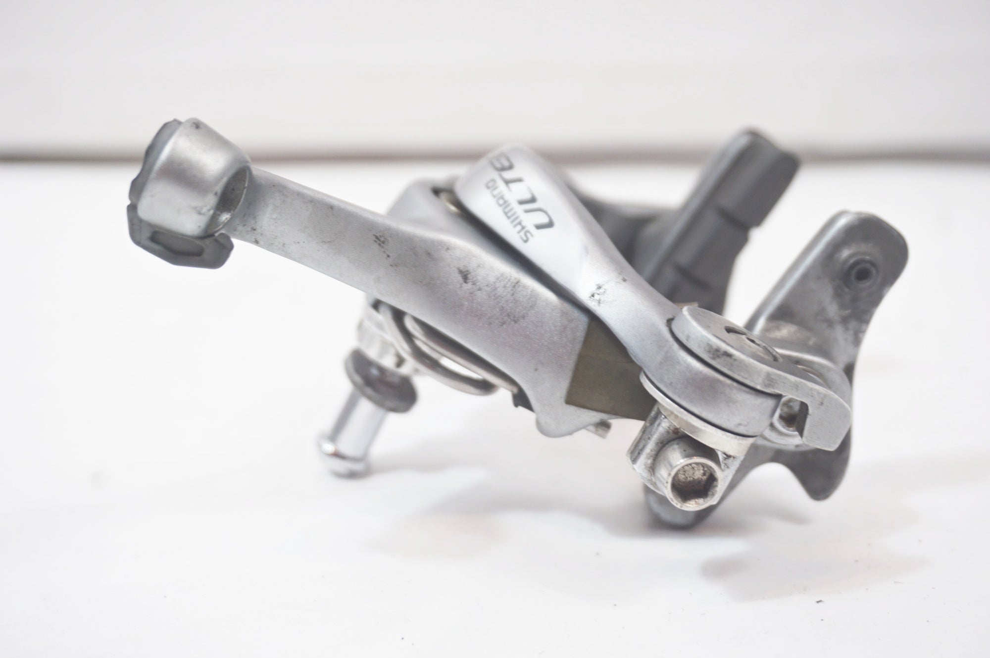 SHIMANO 「シマノ」 ULTEGRA BR-6700 キャリパーブレーキセット