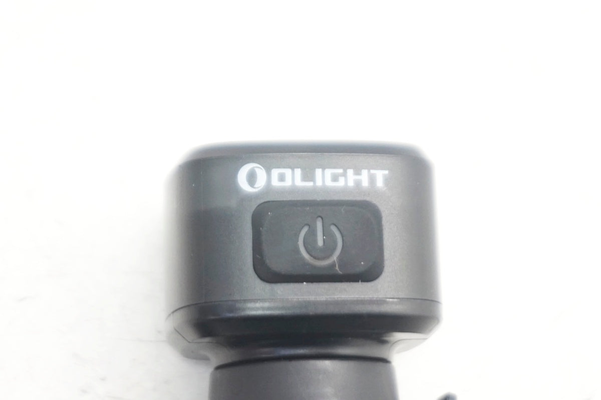 OLIGHT 「オーライト」 RN800 リアライト / 大阪門真店
