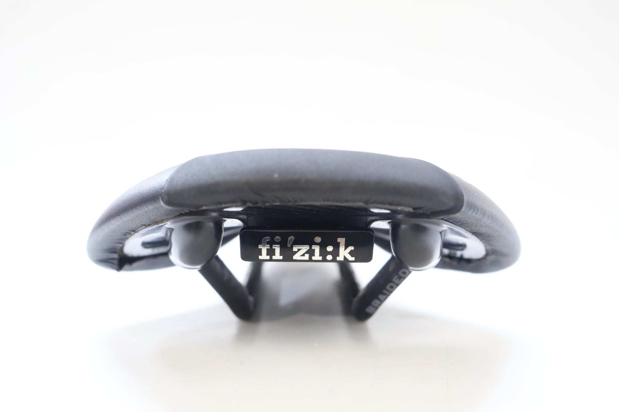 FIZIK 「フィジーク」 ANTARES R1 カーボンレール サドル / 高知