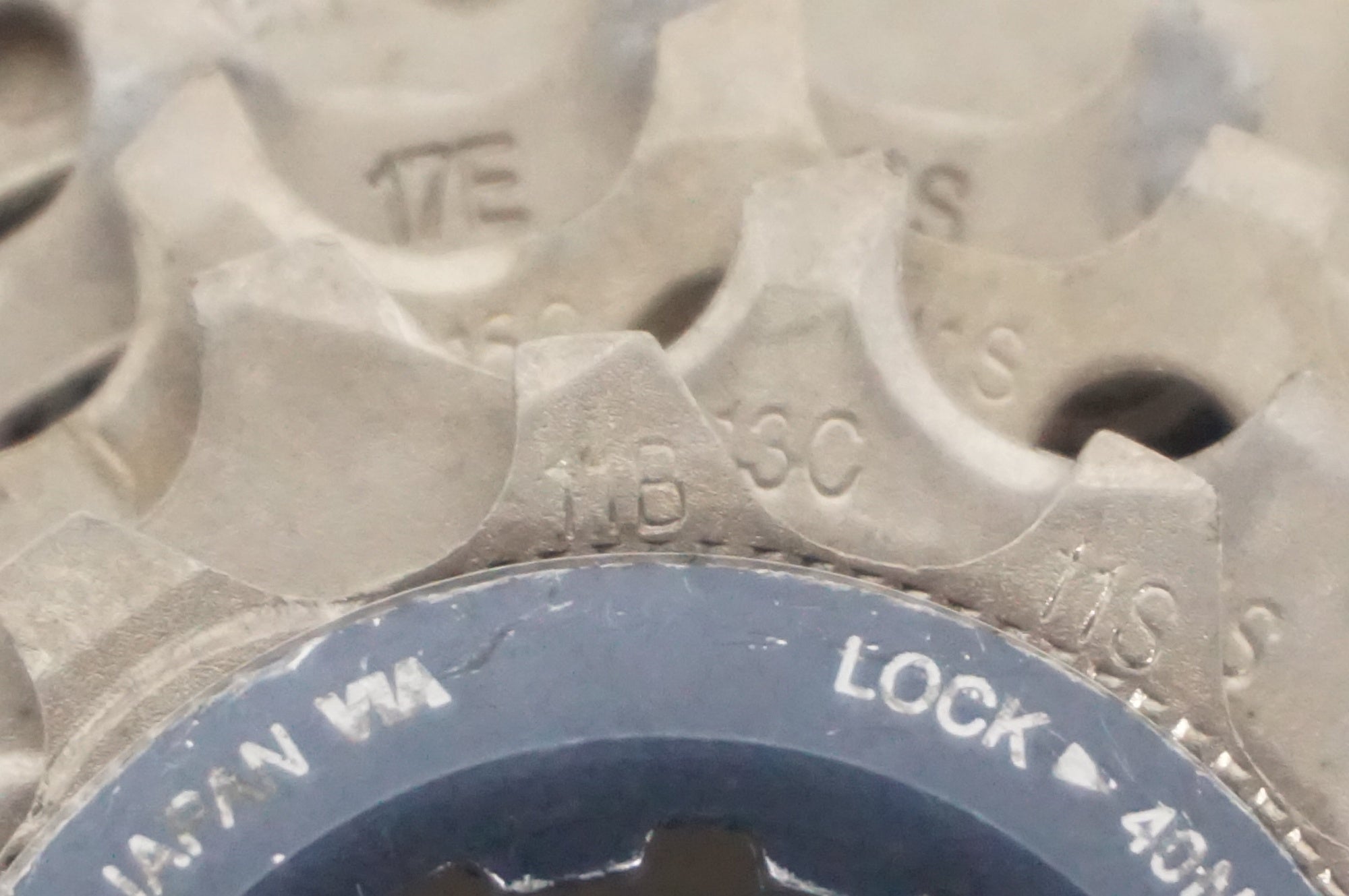 SHIMANO 「シマノ」 CS-HG800-11 11-34T スプロケット / AKIBA店