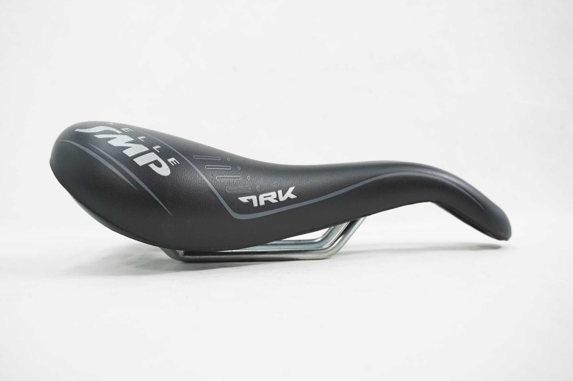 SELLE SMP 「セラエスエムピー」 TRK サドル / 川越店