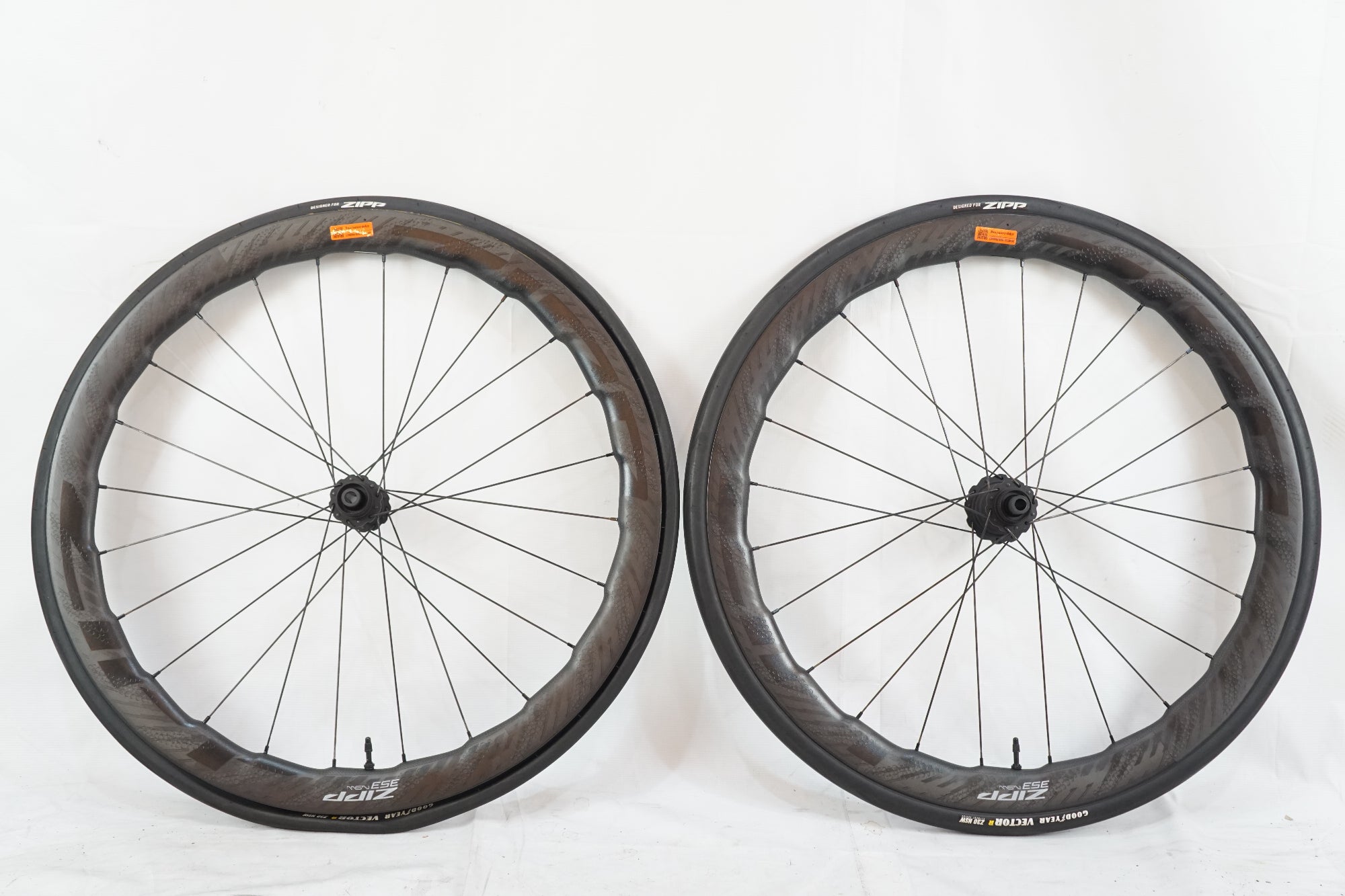 ZIPP 「ジップ」 353 NSW DISC シマノ11速 ホイールセット / バイチャリ浦和ベース