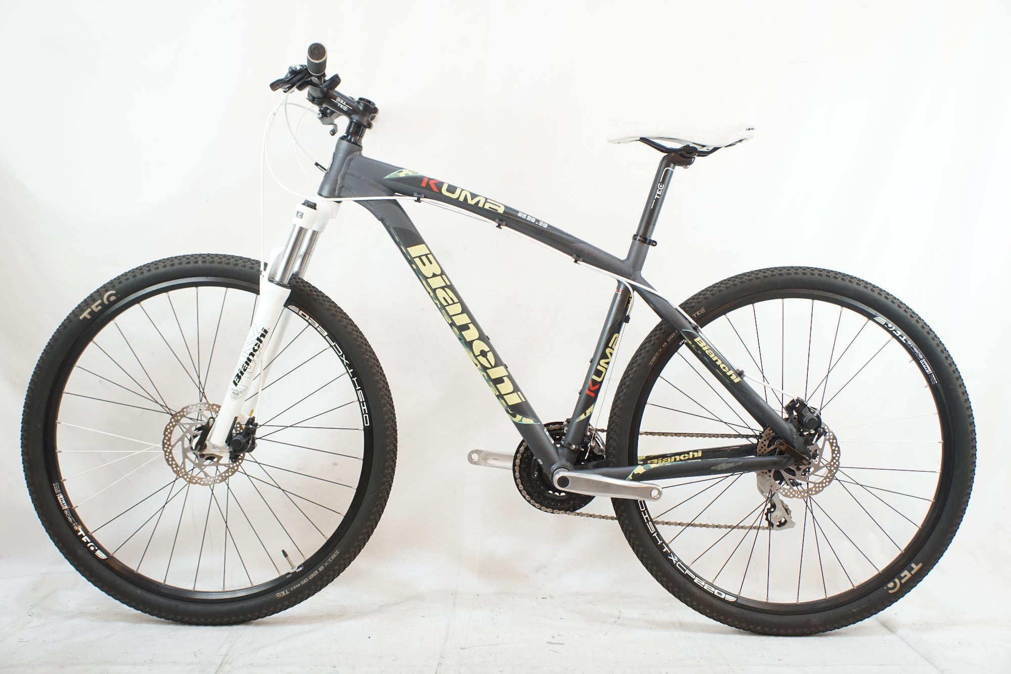 BIANCHI 「ビアンキ」 KUMA29.3 2014年モデル マウンテンバイク / バイチャリ浦和ベース