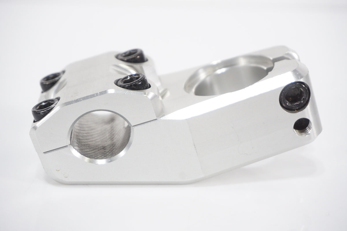 JYKK JAPAN 「ジックジャパン」 HERO STEM φ22.2 50mm ステム / AKIBA店