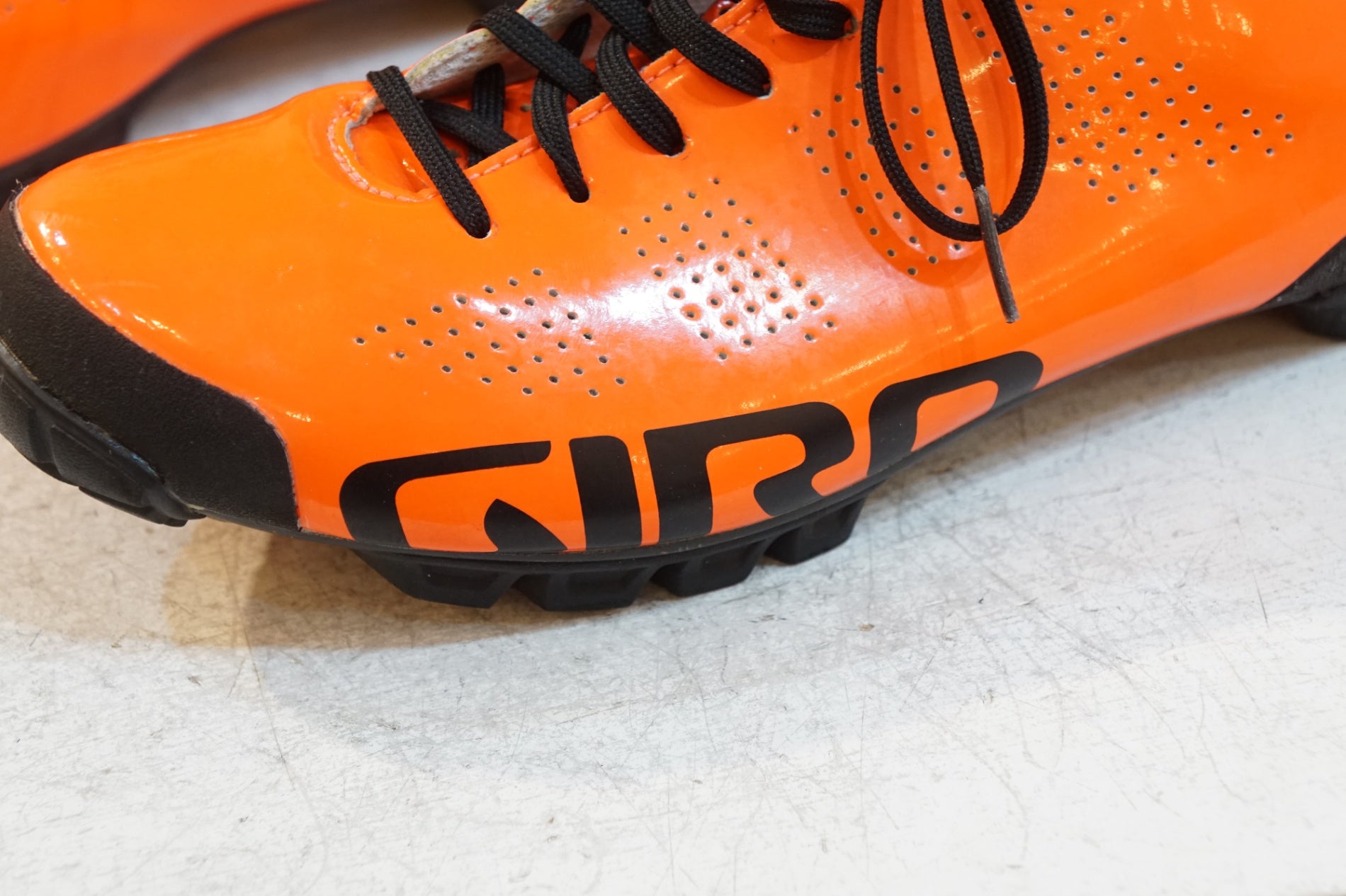 GIRO 「ジロ」 EMPIRE VR90 EU42 シューズ / バイチャリ浦和ベース