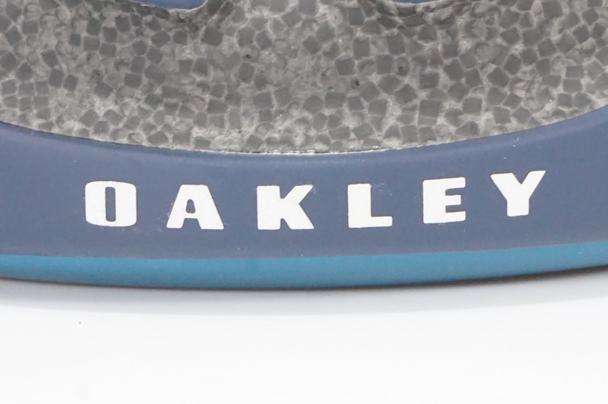 OAKLEY 「オークリー」 ARO3 MIPS Mサイズ ヘルメット / AKIBA店