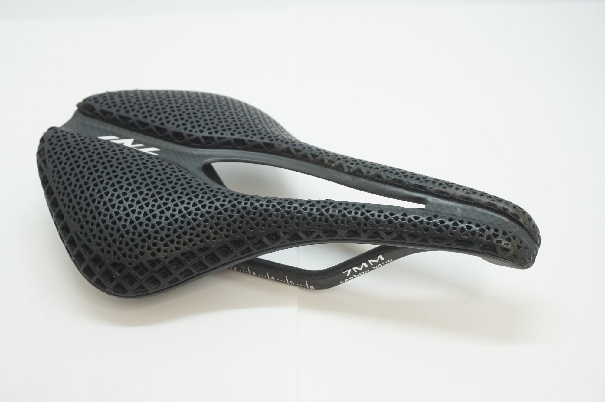 TNI 「ティーエヌアイ」 3D PRINTING サドル / 福岡店