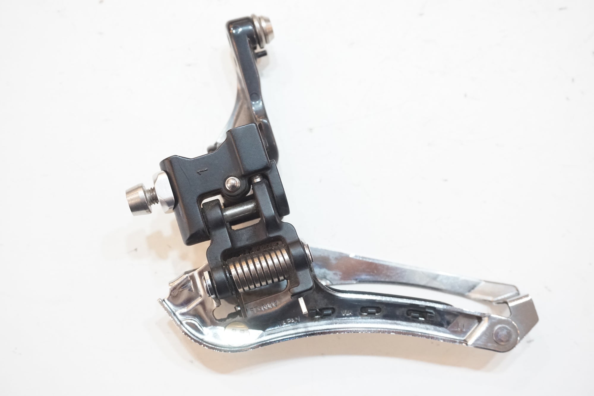 SHIMANO 「シマノ」 ULTEGRA FD-6800 フロントディレイラー / バイチャリ浦和ベース