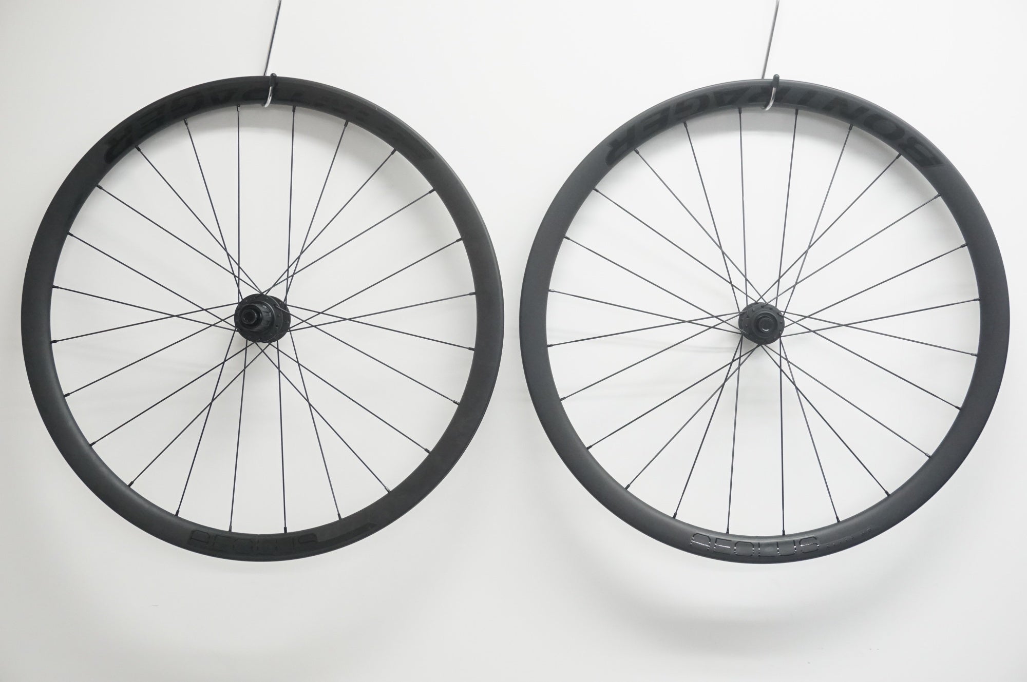 ジャンク BONTRAGER 「ボントレガー」 AEOLUS ELITE 35 TLR DISC シマノ11速 ホイールセット / 福岡店