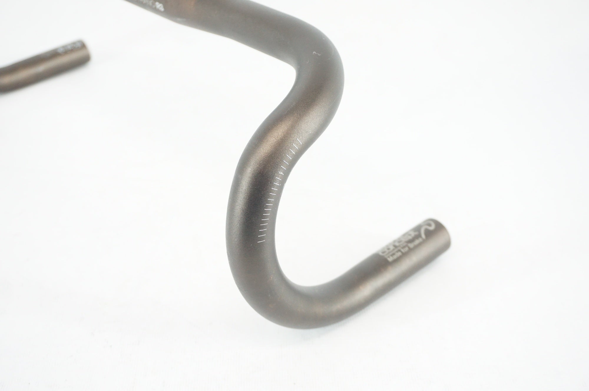 FIZIK 「フィジーク」 CYRANO R3 Φ31.8 400mm ハンドル / 阪急塚口店