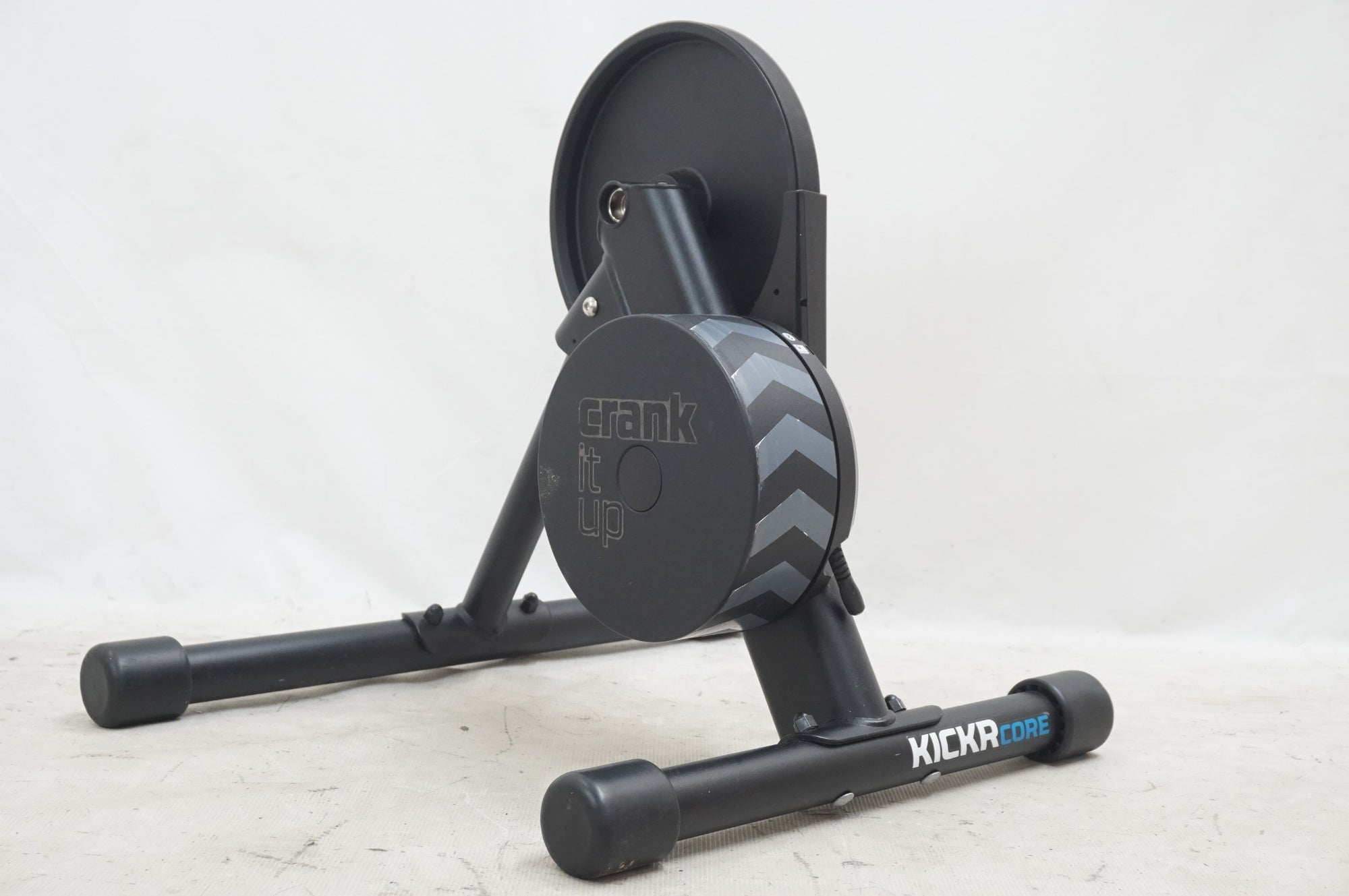 WAHOO 「ワフー」 KICKR CORE スマートトレーナー / 福岡店