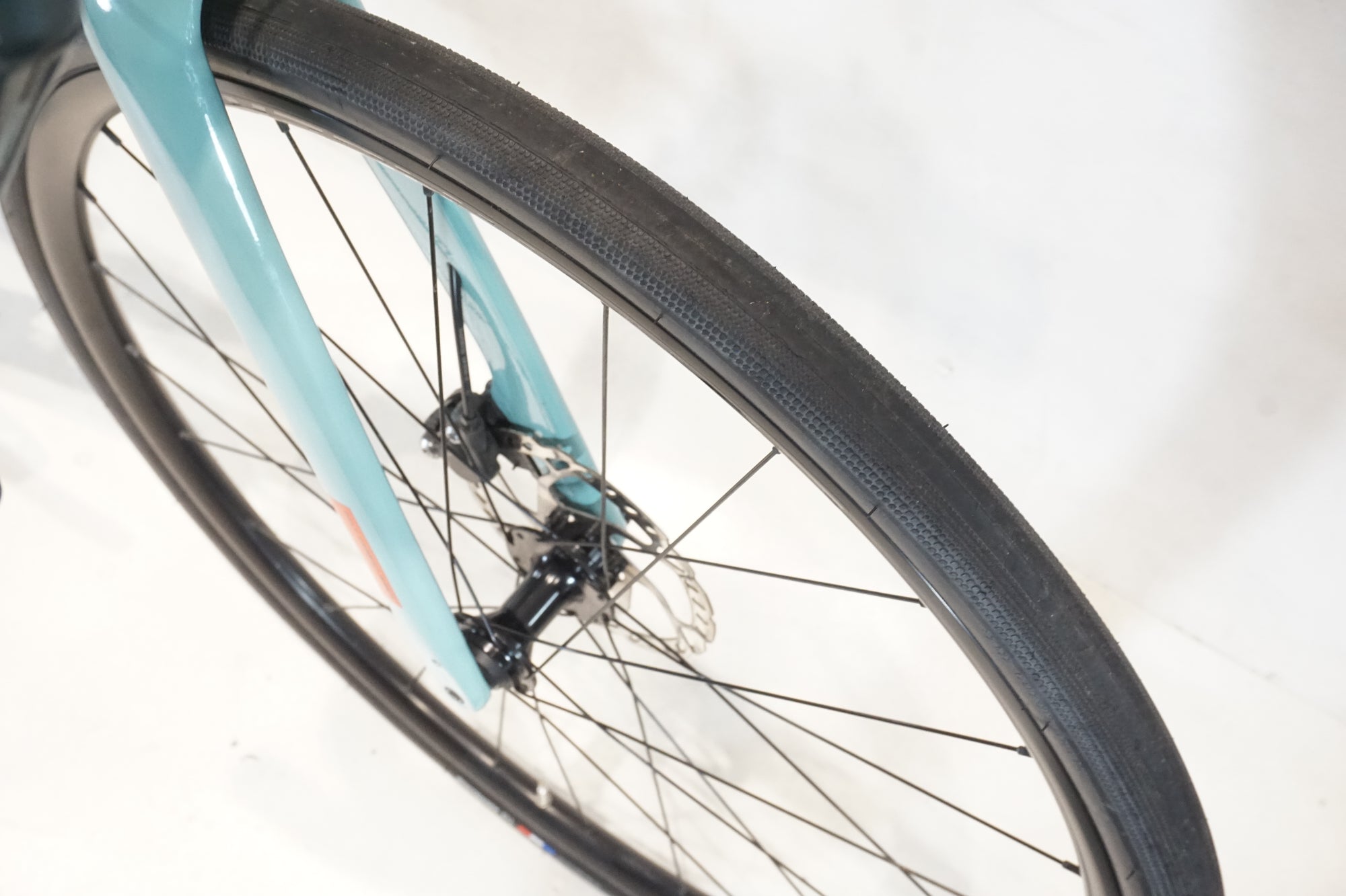 TREK 「トレック」 DOMANE AL4 DISC 2023年モデル ロードバイク / 横浜 TREK 「トレック」 DOMANE AL4 DISC 2023年モデル ロードバイク / 横浜